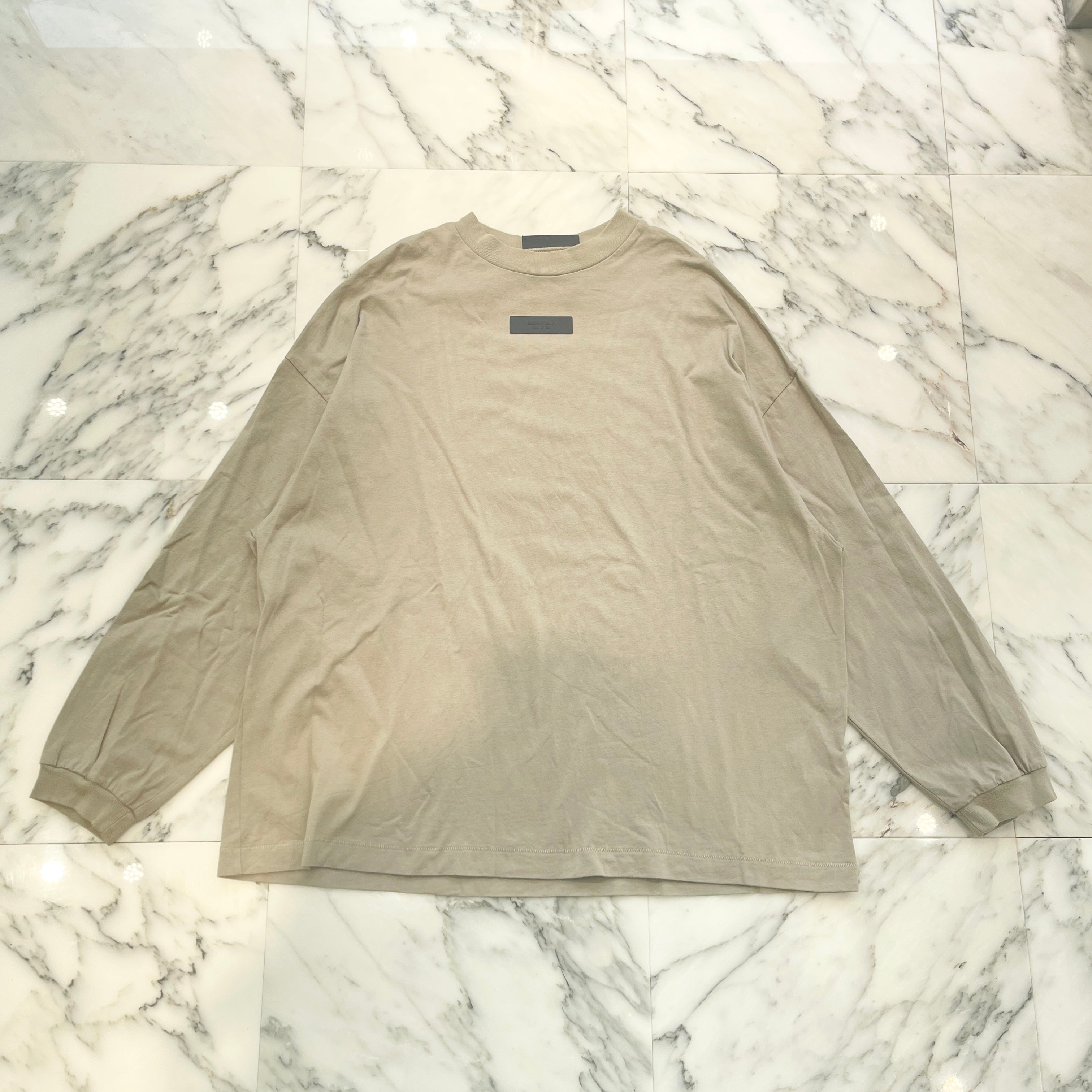 ESSENTIALS FEAR OF GOD 2024SS Rubber Tag Crewneck Long Sleeve Tee Size M エッセンシャル フィアオブゴッド ラバータグ ロングスリーブ Tシャツ サイズM