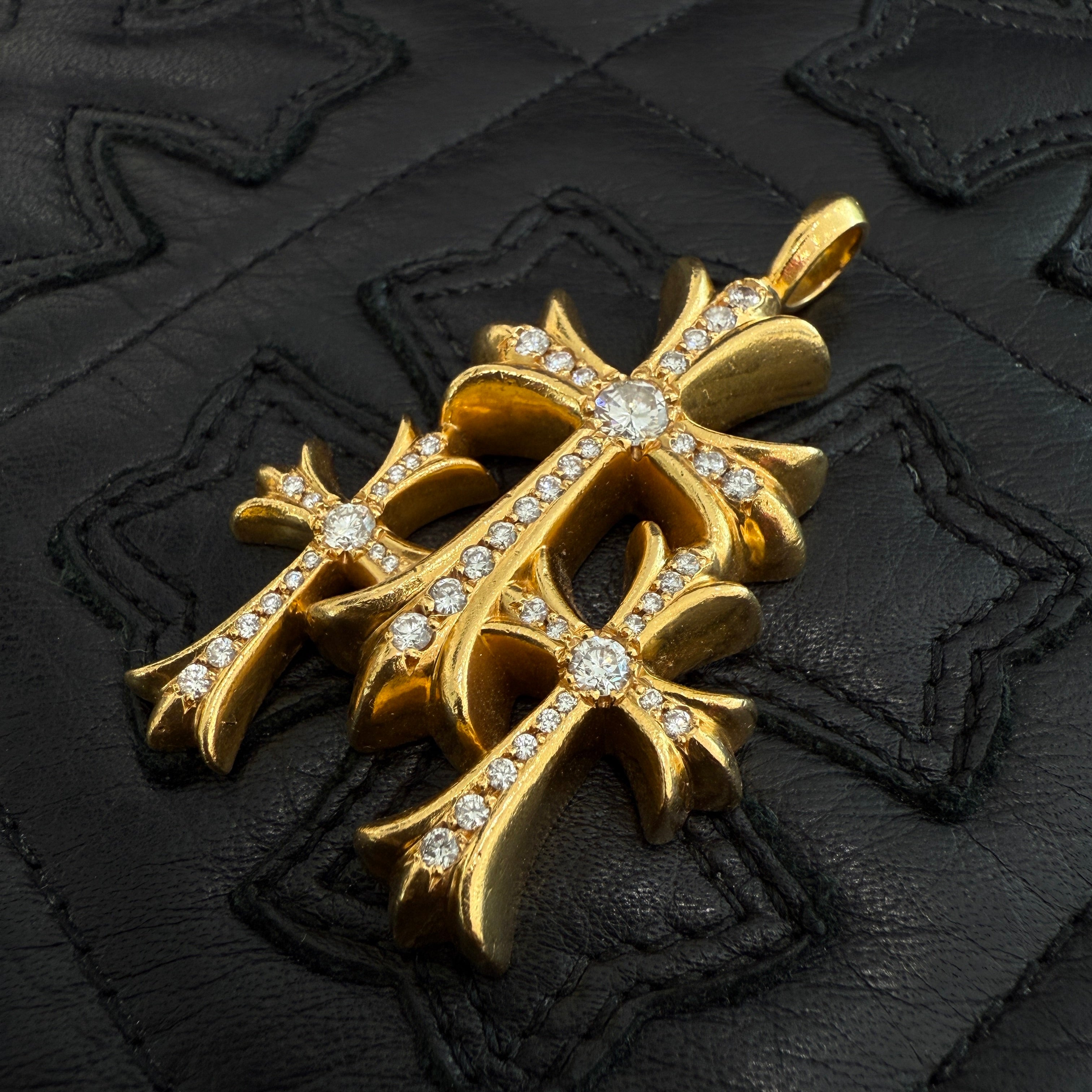 CHROME HEARTS 22K Triple CH Cross Pave Diamond Pendant Top クロムハーツ 22K トリプル CHクロス パヴェダイヤモンド ペンダントトップ
