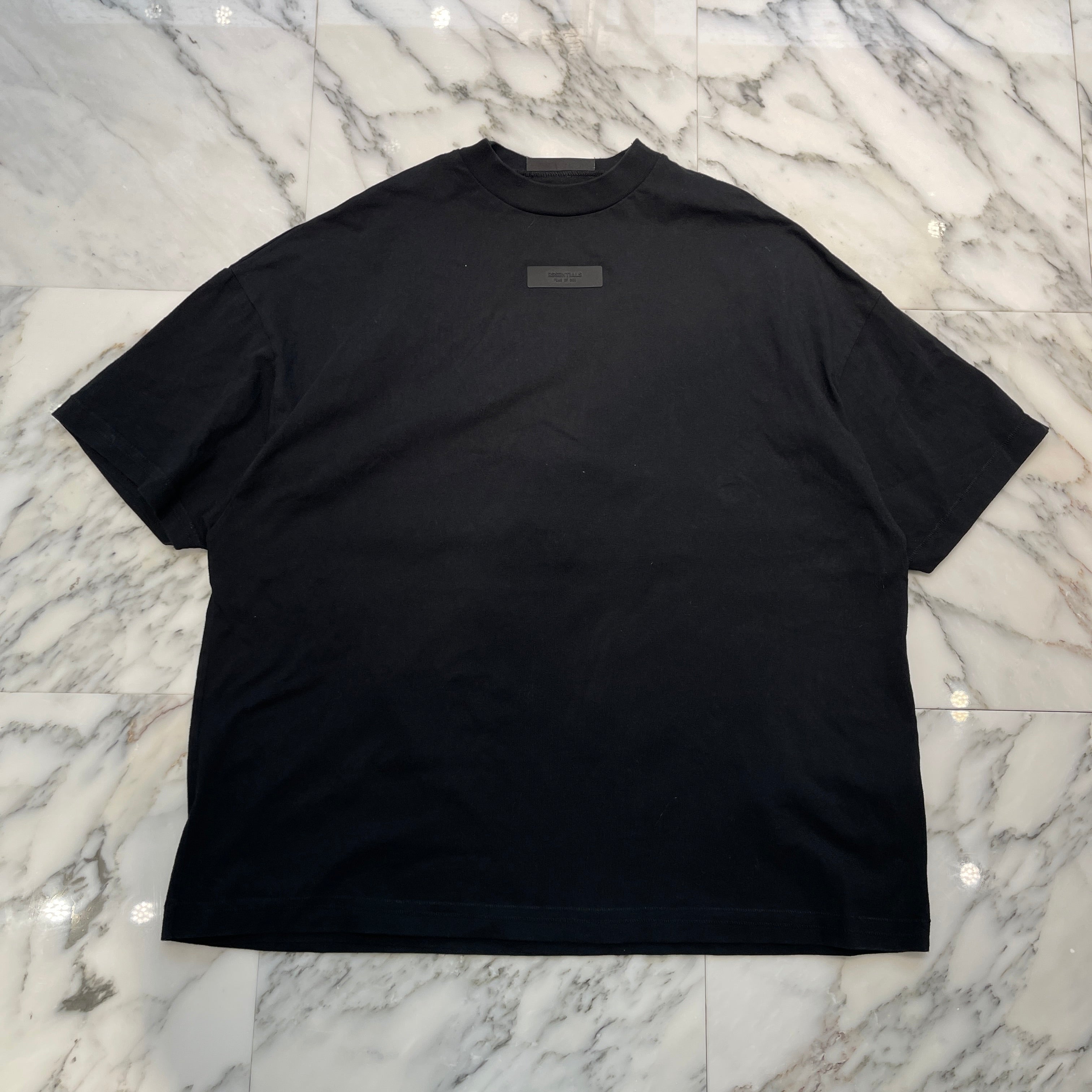 ESSENTIALS FEAR OF GOD 2024SS Rubber Tag Crewneck Tee Size M エッセンシャル フィアオブゴッド ラバータグ クルーネック Tシャツ サイズM