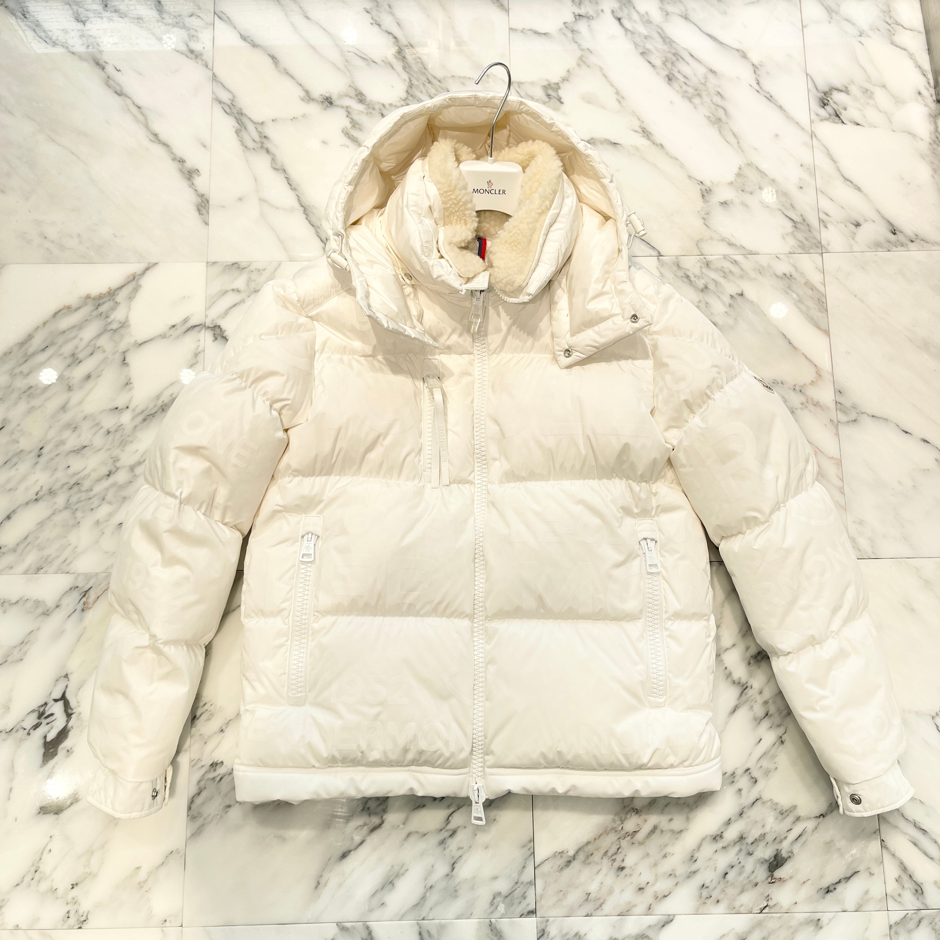 MONCLER 2022AW TARENTAISE GIUBBOTTO Down Jacket H20911A00211 Size 3 モンクレール タレンテーズ・ジュボット ダウンジャケット サイズ3