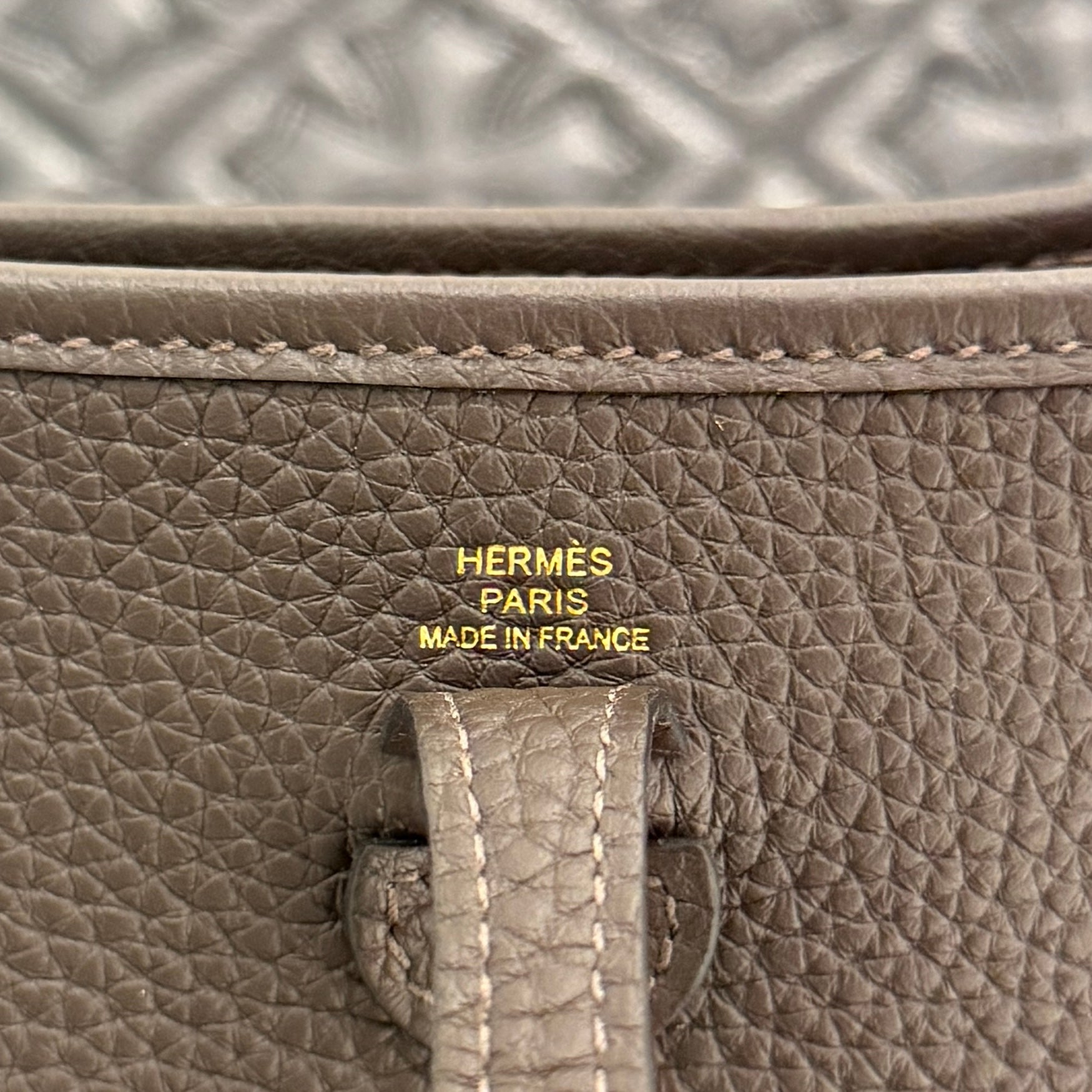 HERMES Evelyn Amazon TPM "Rouge Serie" W刻印 エルメス エブリン アマゾン TPM "ルージュセリエ" レザーショルダーバッグ