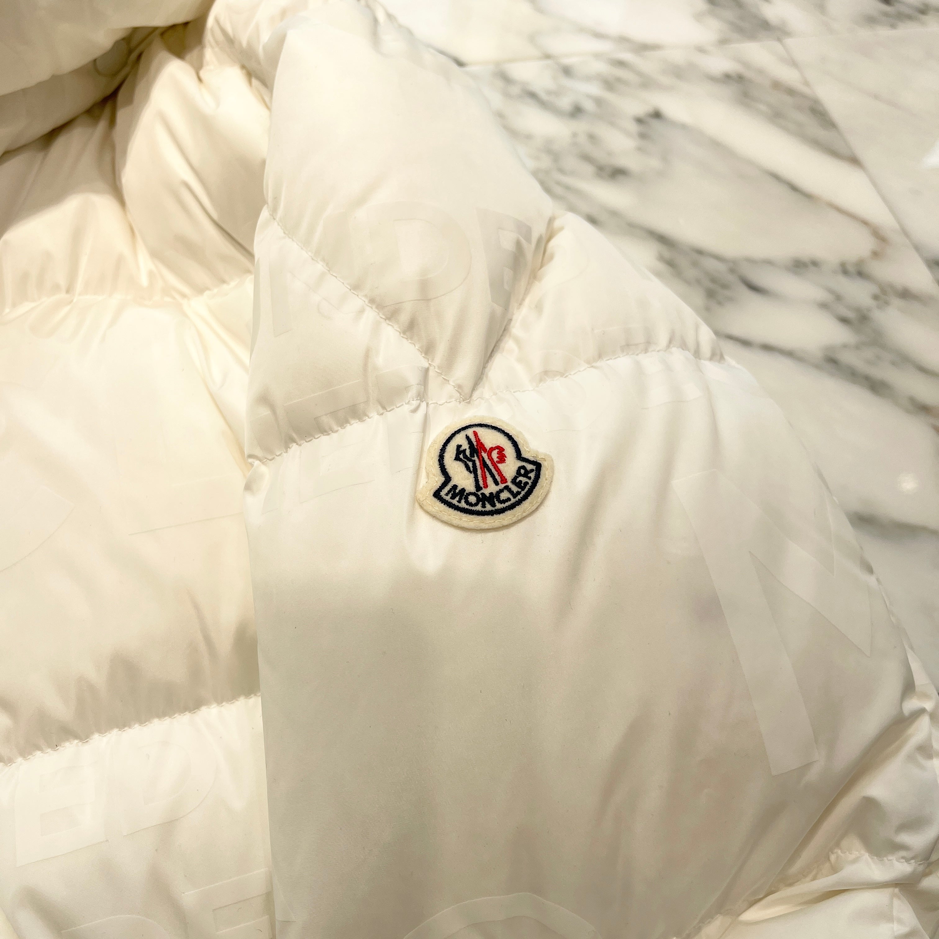 MONCLER 2022AW TARENTAISE GIUBBOTTO Down Jacket H20911A00211 Size 3 モンクレール タレンテーズ・ジュボット ダウンジャケット サイズ3