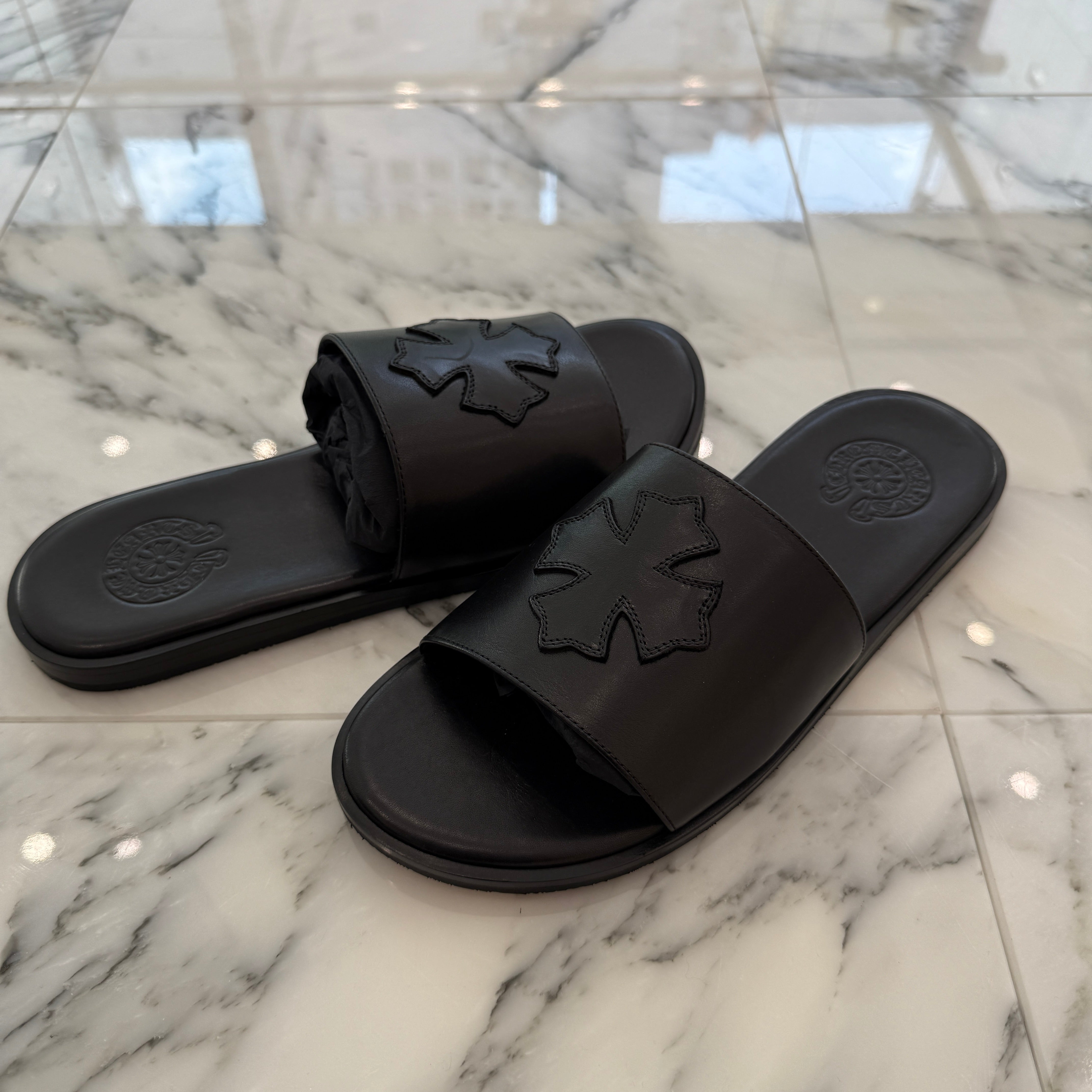 【新品未使用】クロムハーツ CH クロス レザー サンダル 黒 26cm CHROME HEARTS Leather Cross Patch Sandals Size 41（26cm