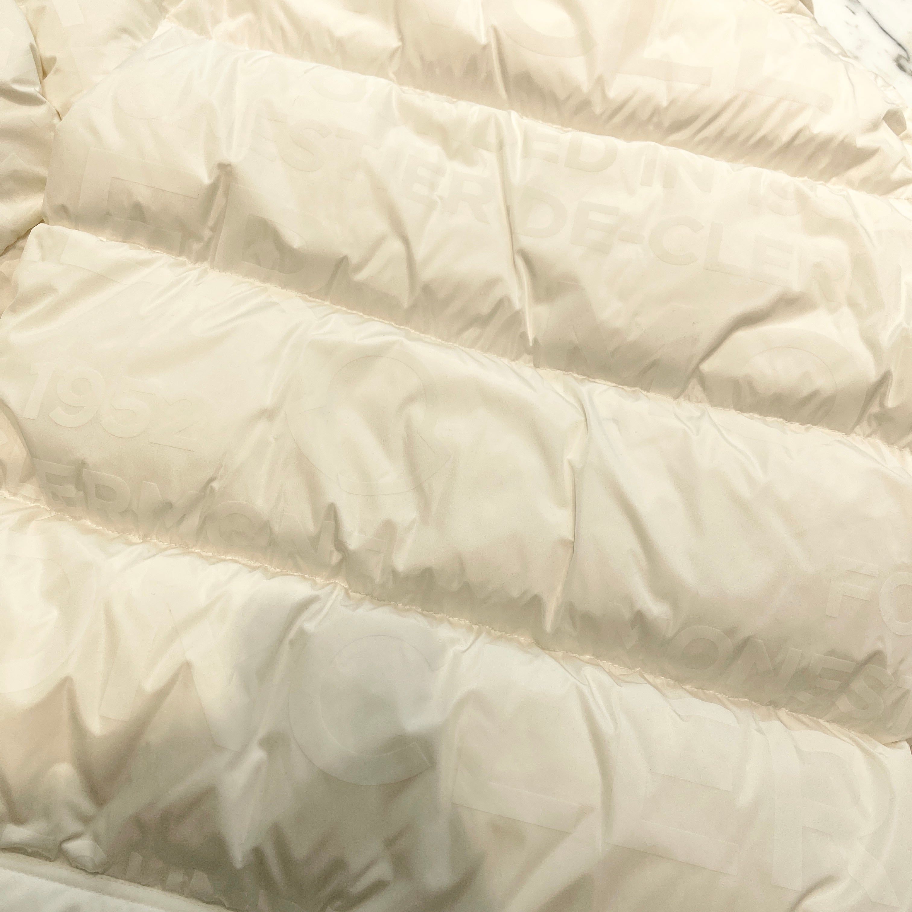 MONCLER 2022AW TARENTAISE GIUBBOTTO Down Jacket H20911A00211 Size 3 モンクレール タレンテーズ・ジュボット ダウンジャケット サイズ3