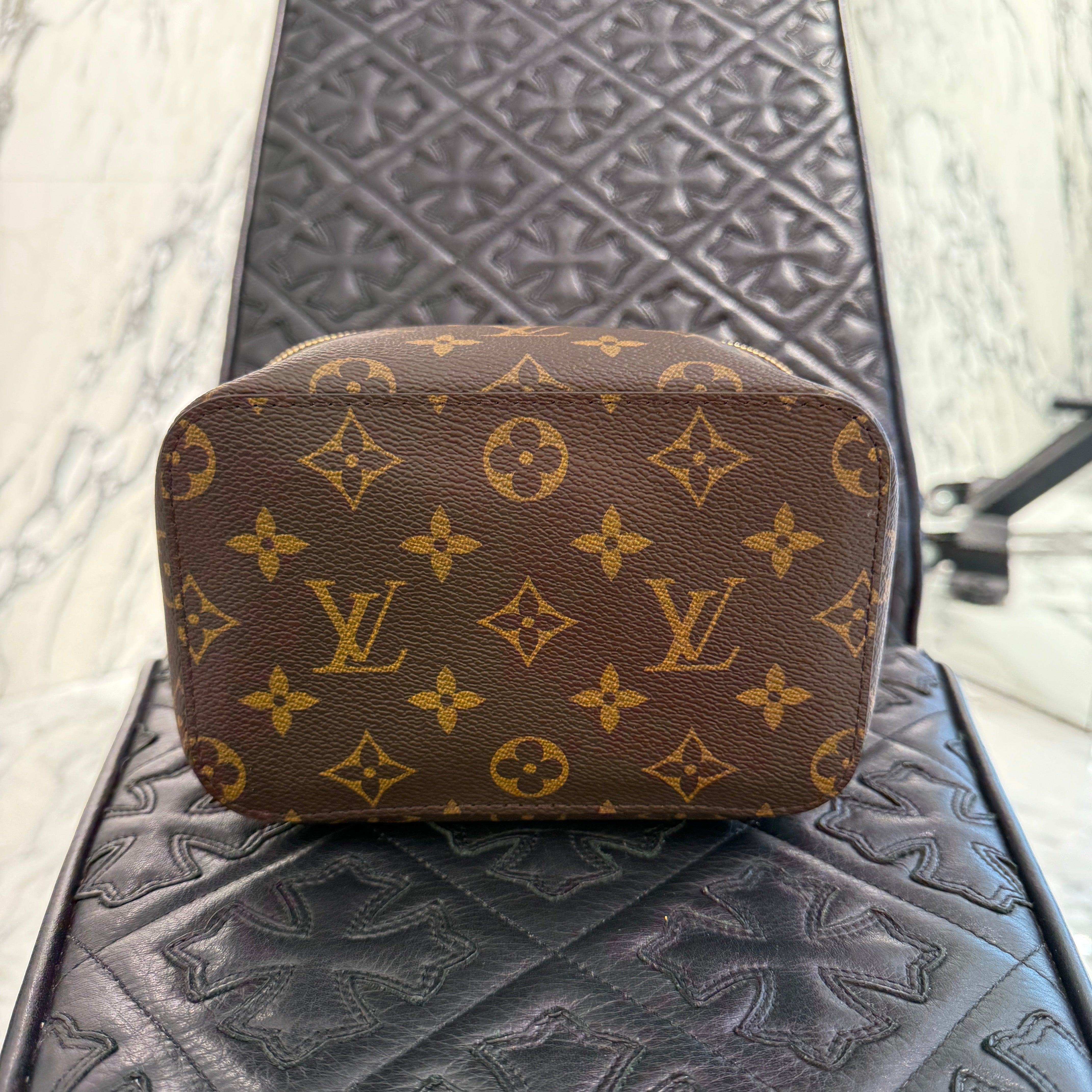 LOUIS VUITTON Monogram Packing Cube M43688 ルイヴィトン モノグラム キューブ･ドゥ･ランジュモン PM