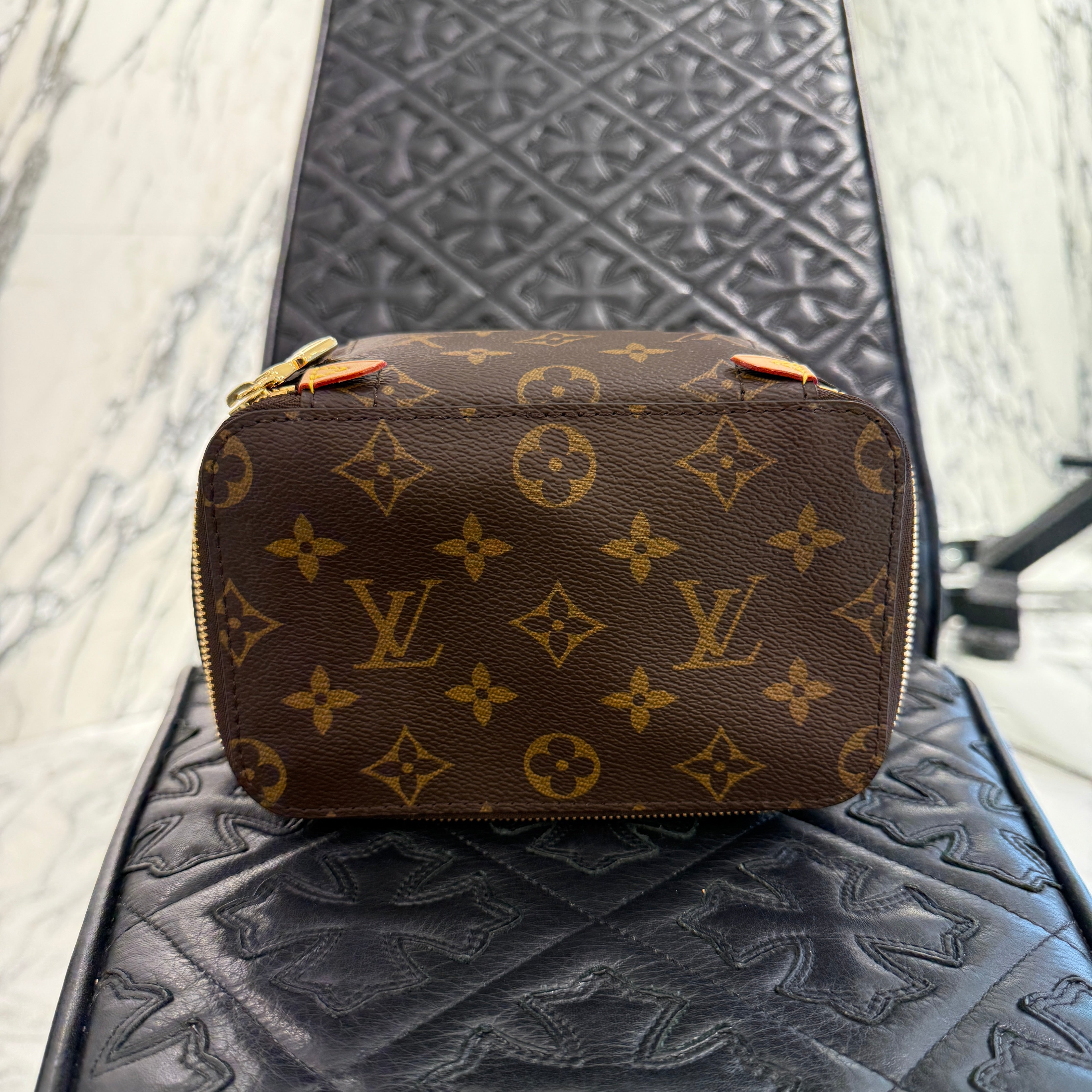 LOUIS VUITTON Monogram Packing Cube M43688 ルイヴィトン モノグラム キューブ･ドゥ･ランジュモン PM