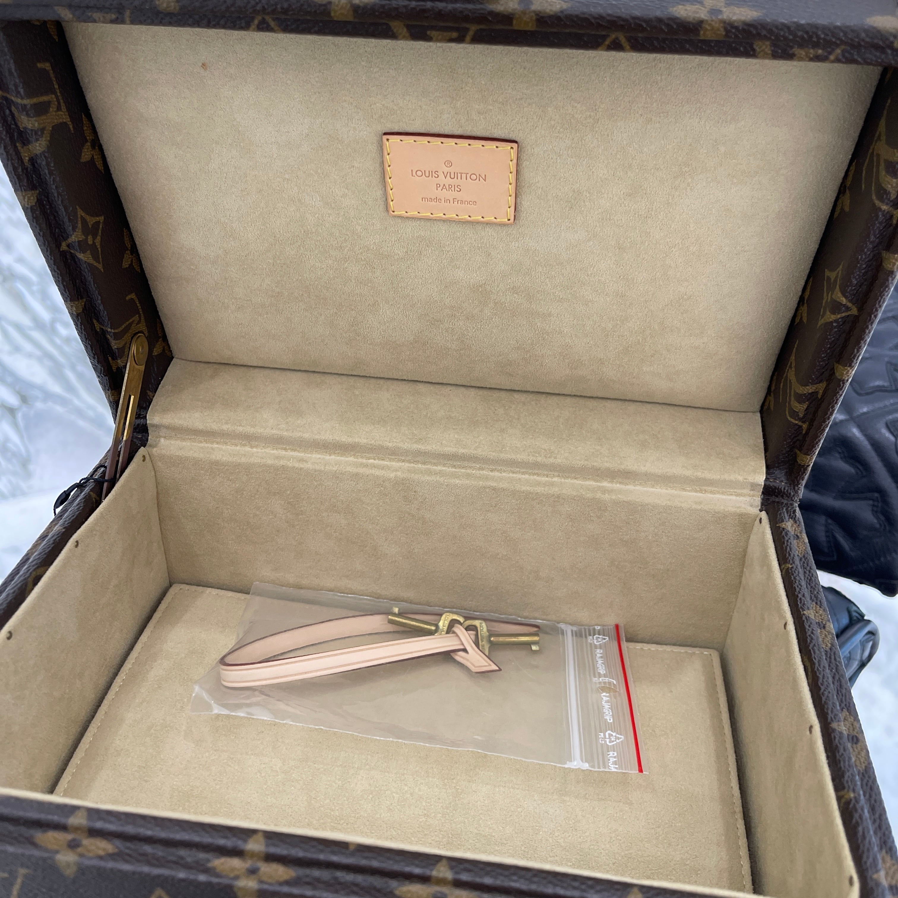 LOUIS VUITTON 2020AW Coffret Tresor 24 Jewellery Box M10139 ルイヴィトン モノグラム コフレ・トレゾール 24 クレーム ジュエリーボックス