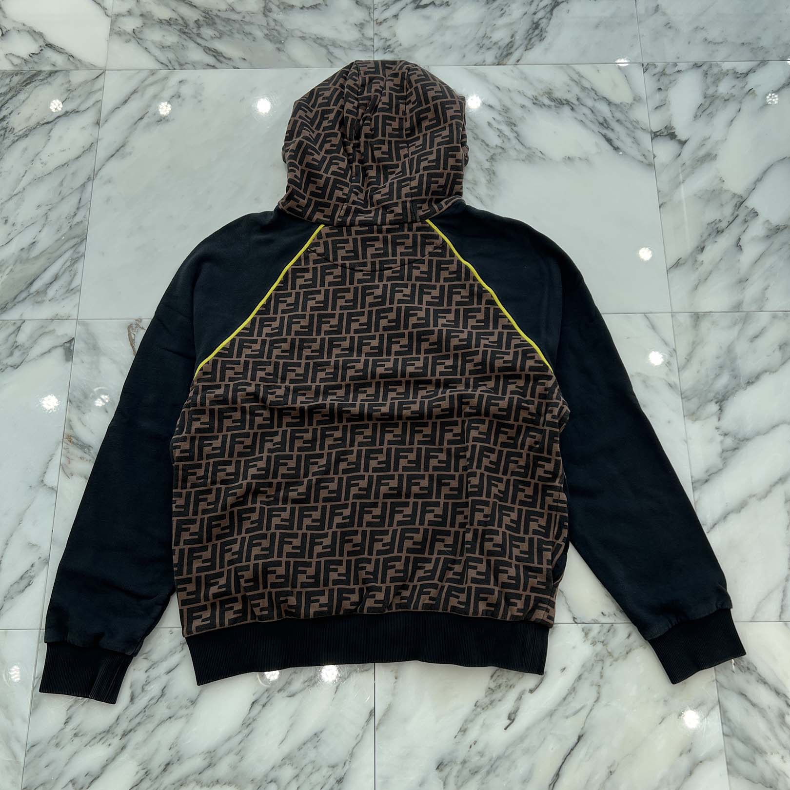 FENDI Zucca Print Pullover Hoodie FY0991 A87E Size M フェンディ ズッカ柄プルオーバーフーディ サイズM