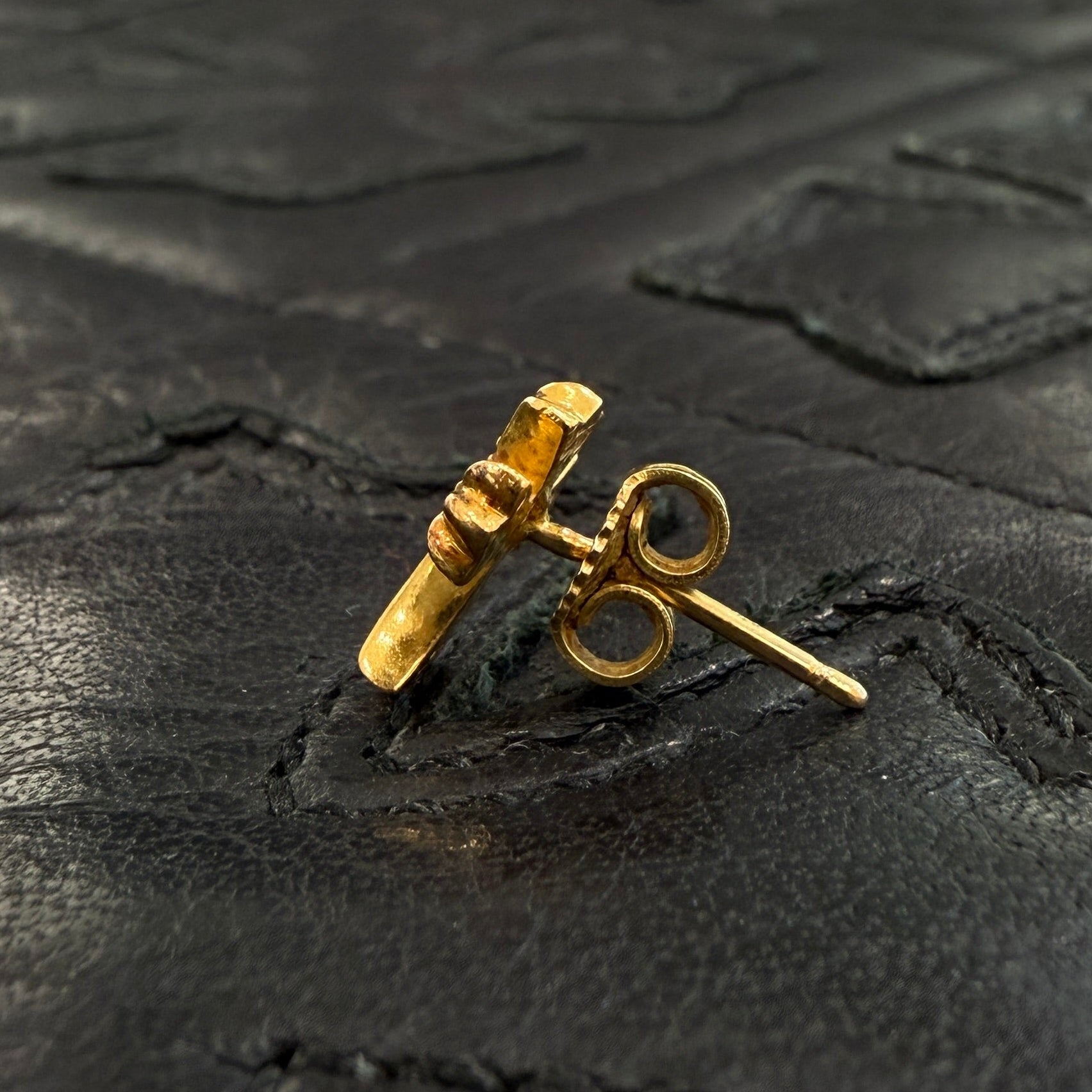 CHROME HEARTS 22K CH Cross Stud Earring Pave Diamond クロムハーツ 22K CH クロス スタッズ イヤリング パヴェダイアモンド ピアス