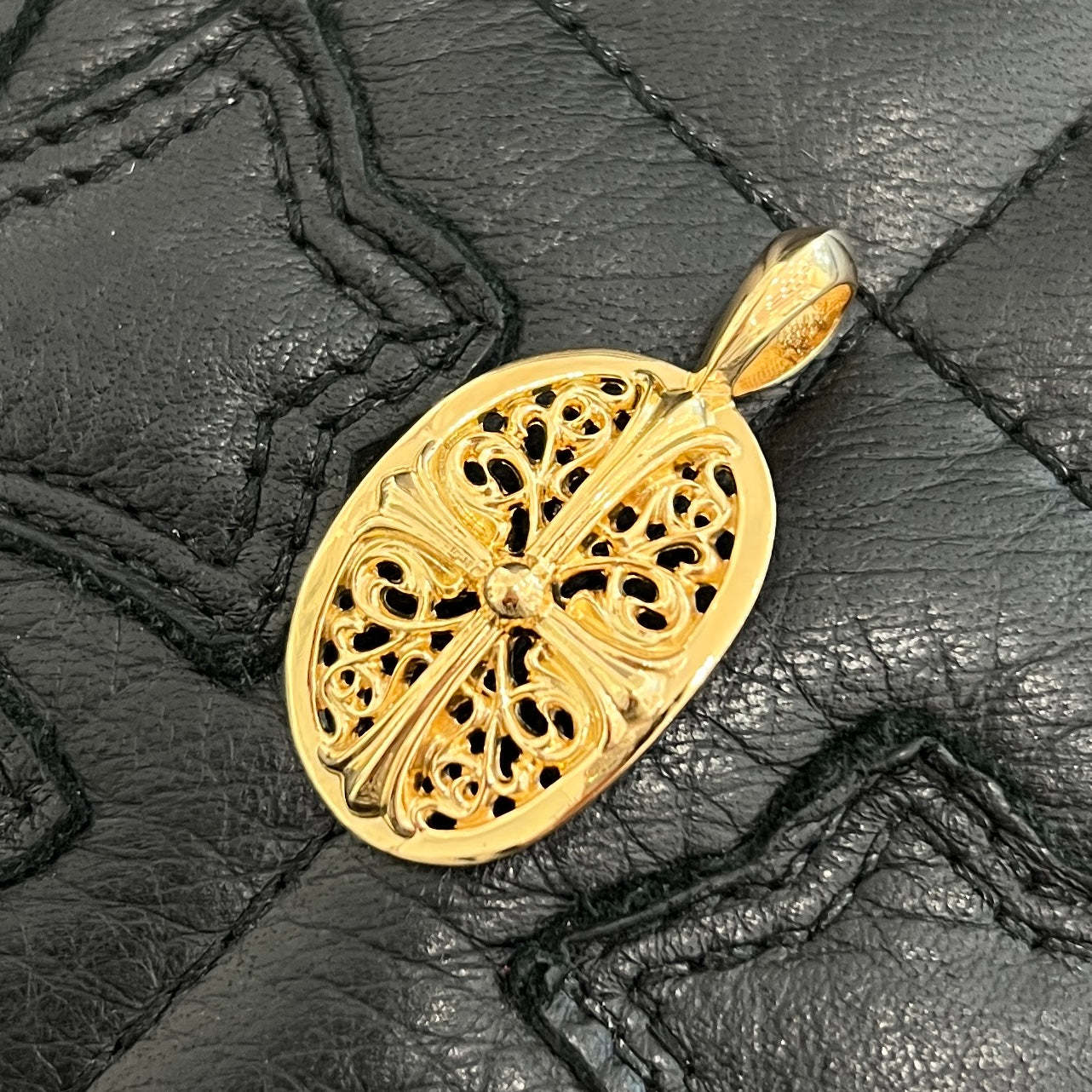CHROME HEARTS 22K Classic Oval Cross Pendent Top クロムハ―ツ 22K クラシックオーバル クロス ペンダントトップ