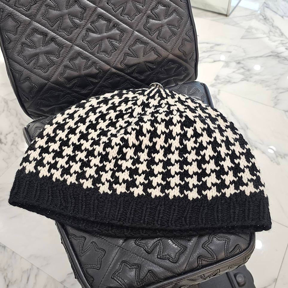 CHROME HEARTS 3 Cross Leather Patch Houndstooth Pattern Cashmere Beanie Size ONE SIZE (53-60) クロムハーツ 3クロスレザーパッチ ハウンドトゥースパターン カシミアビーニー サイズONE SIZE (53-60)