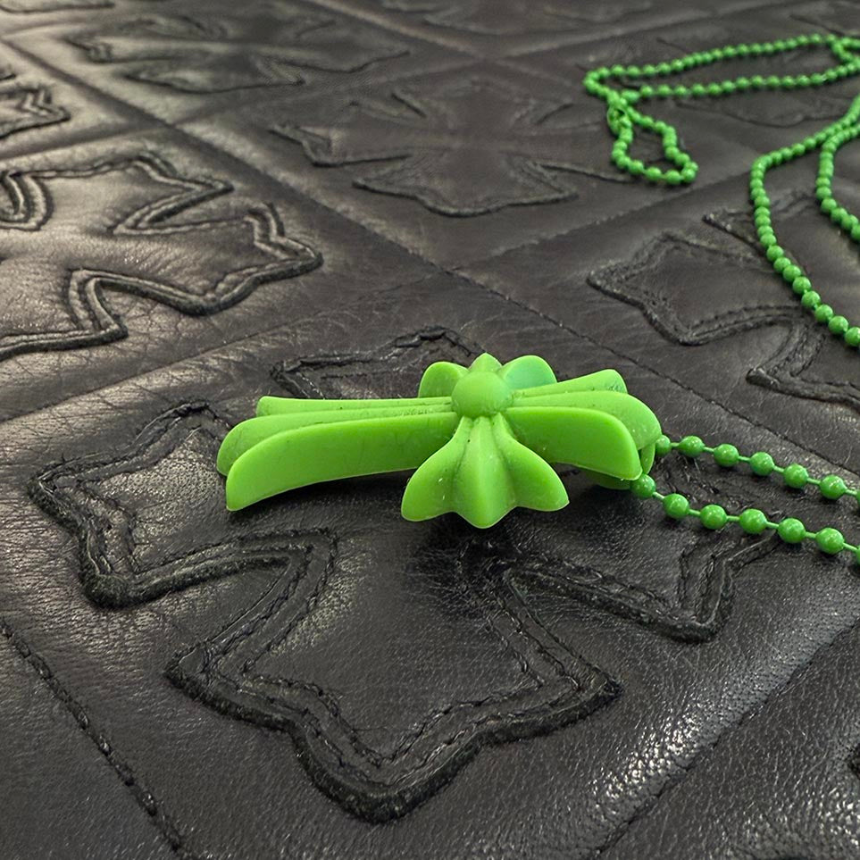 CHROME HEARTS PENDANT CH CRS SML PLSTC クロムハーツ ペンダント CHクロス スモール プラスチック