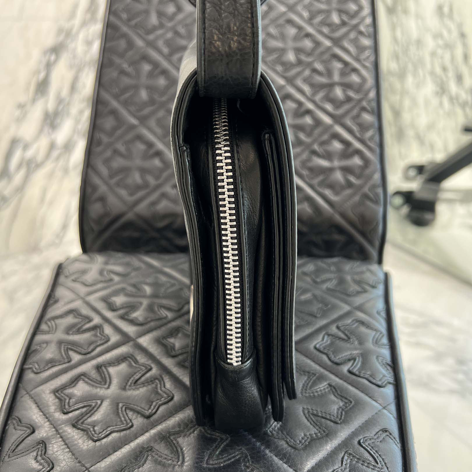 CHROME HEARTS MILO Large Dagger Leather Shoulder Bag クロムハーツ マイロ ラージダガー レザーショルダーバッグ