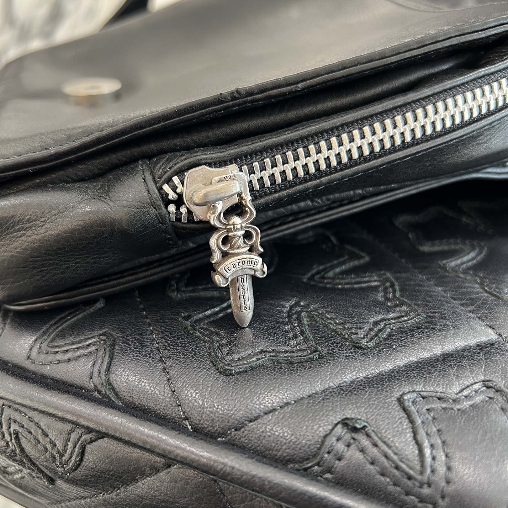 CHROME HEARTS MILO Large Dagger Leather Shoulder Bag クロムハーツ マイロ ラージダガー レザーショルダーバッグ