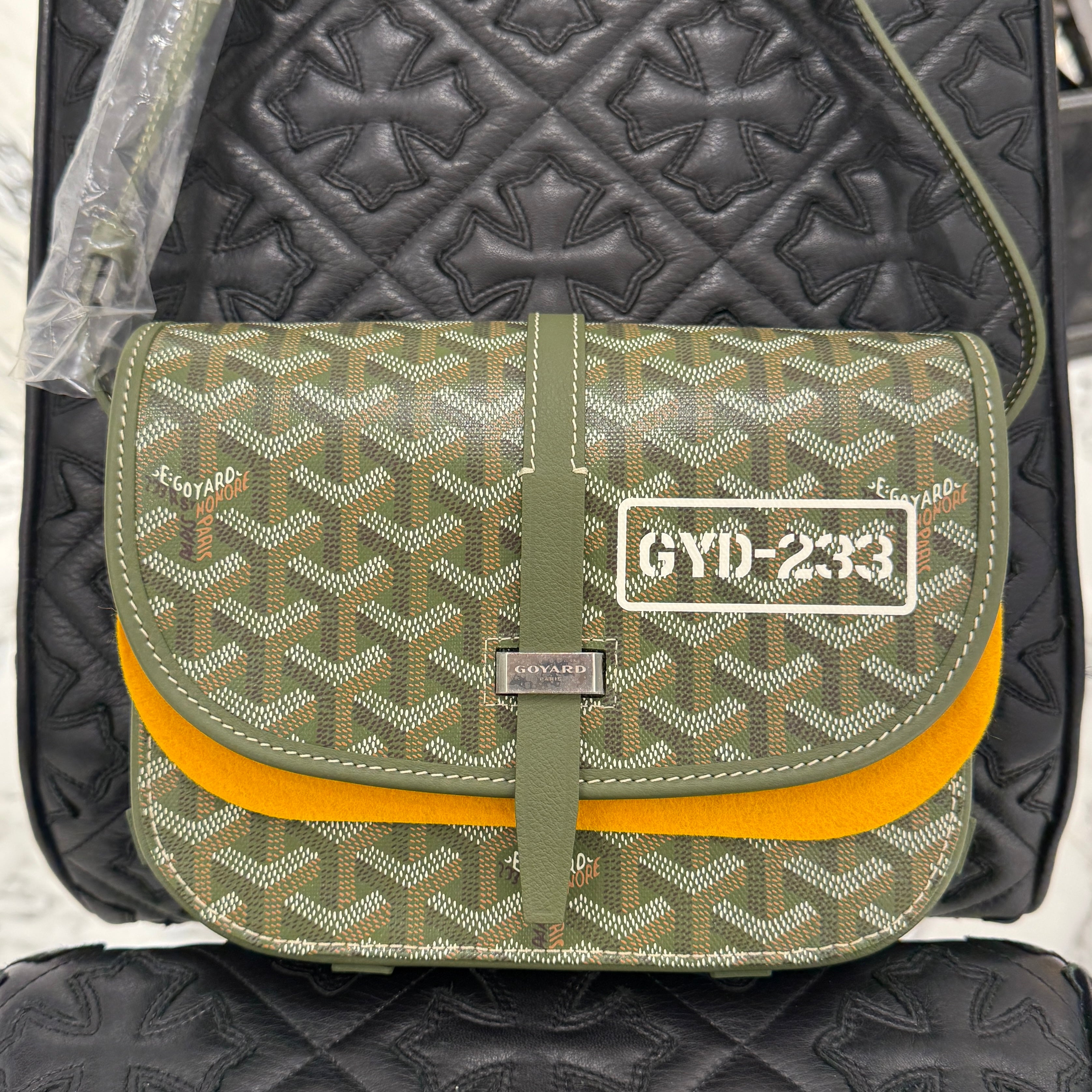 GOYARD 2025SS ARMY GREEN HAND PAINTED Belvedere PM Shoulder Bag