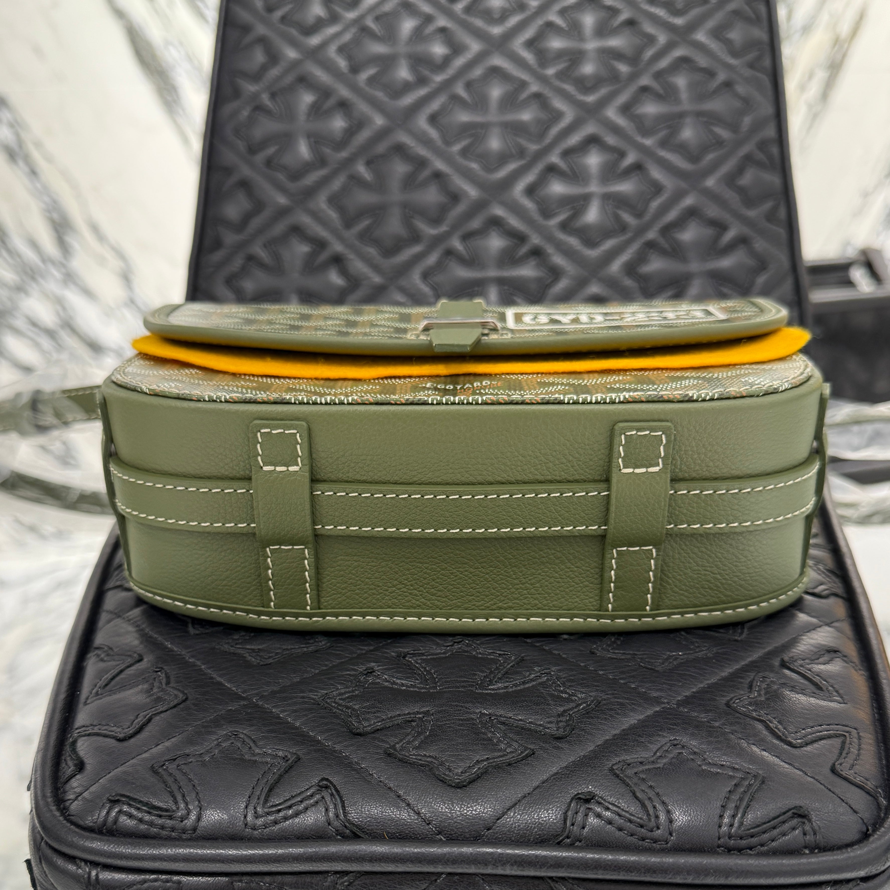 GOYARD 2025SS ARMY GREEN HAND PAINTED Belvedere PM Shoulder Bag