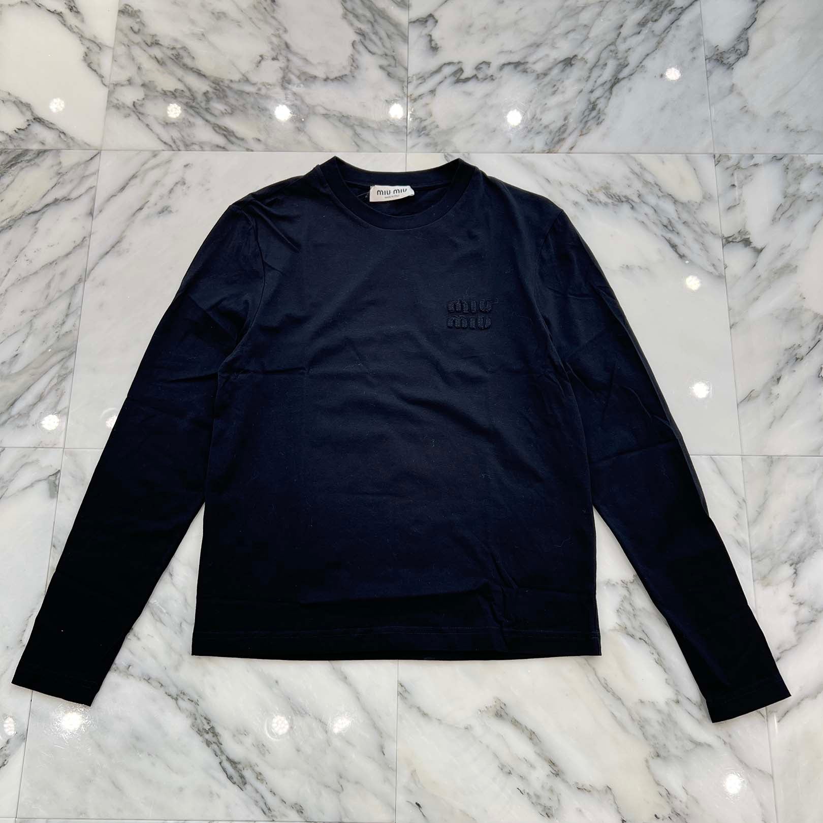 MIU MIU 2023SS Front Logo Embroidered Long Sleeve Tee MJL973 S232 133L Size XS ミュウミュウ フロントロゴ刺繡 ロングスリーブＴシャツ サイズXS