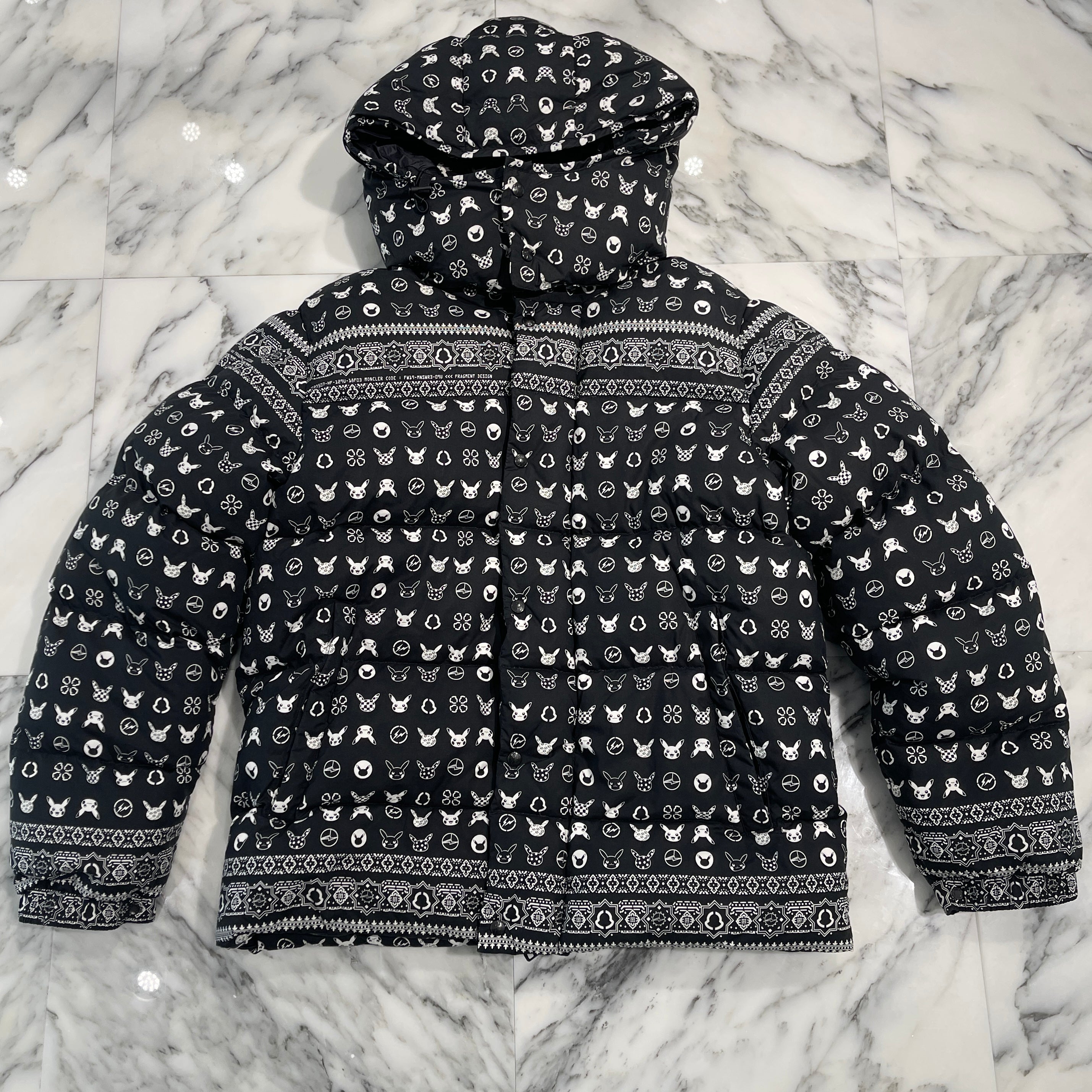 MONCLER × Fragment Design HIROSHI FUJIWARA 2019AW Pikachu Down Jacket E209U4130500 Size 0 モンクレール × フラグメントデザイン 藤原ヒロシ ピカチュウダウンジャケット サイズ0