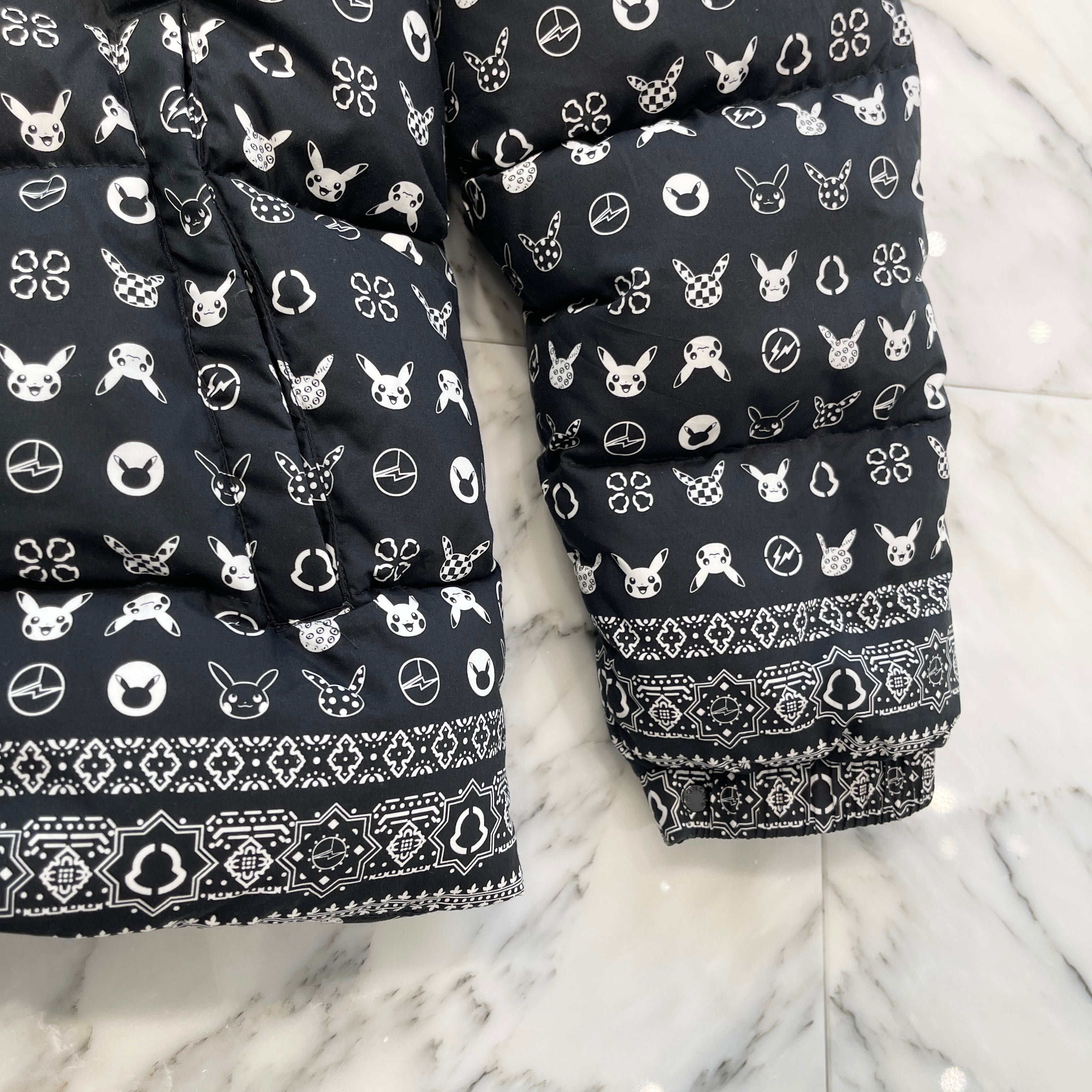 MONCLER × Fragment Design HIROSHI FUJIWARA 2019AW Pikachu Down Jacket E209U4130500 Size 0 モンクレール × フラグメントデザイン 藤原ヒロシ ピカチュウダウンジャケット サイズ0