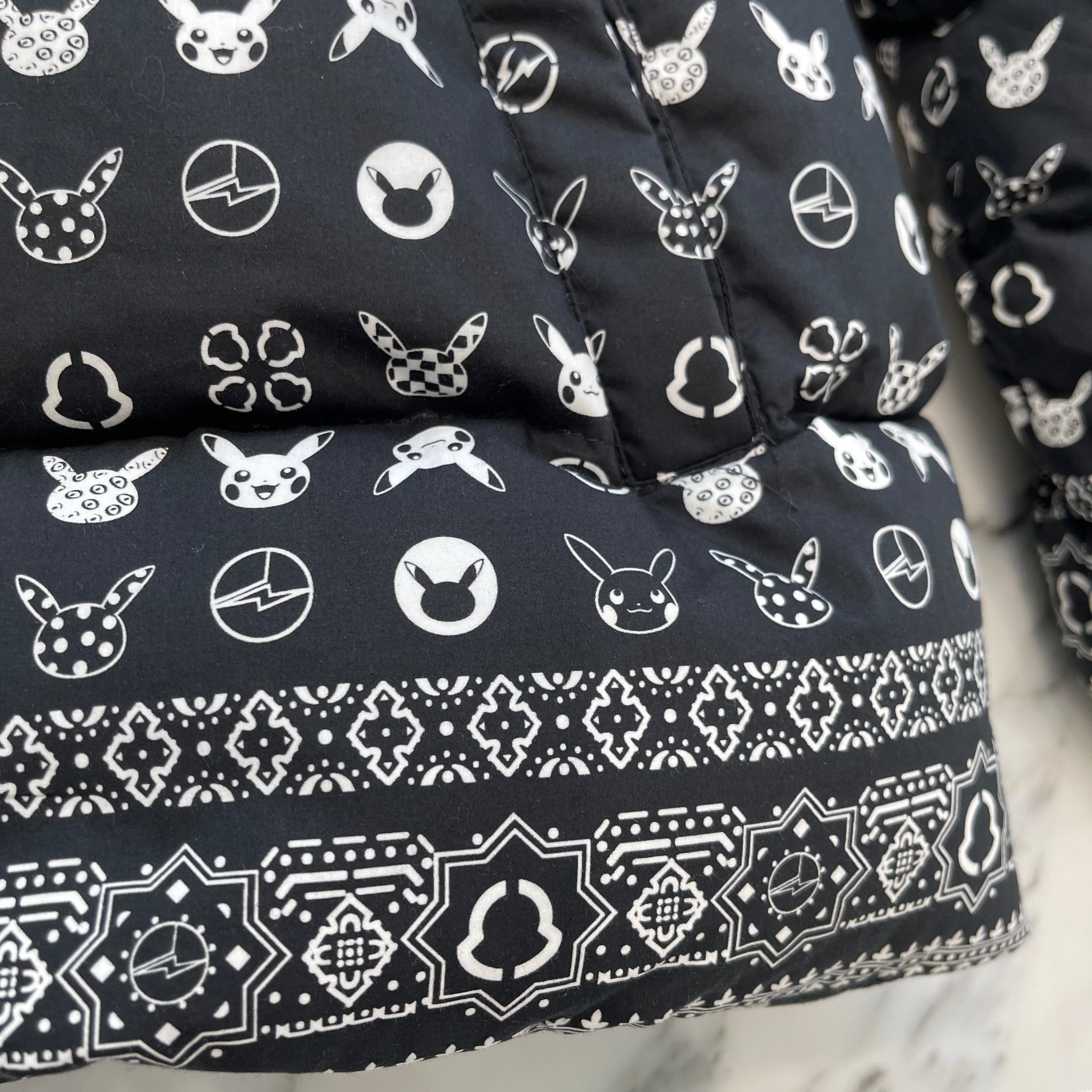 MONCLER × Fragment Design HIROSHI FUJIWARA 2019AW Pikachu Down Jacket E209U4130500 Size 0 モンクレール × フラグメントデザイン 藤原ヒロシ ピカチュウダウンジャケット サイズ0