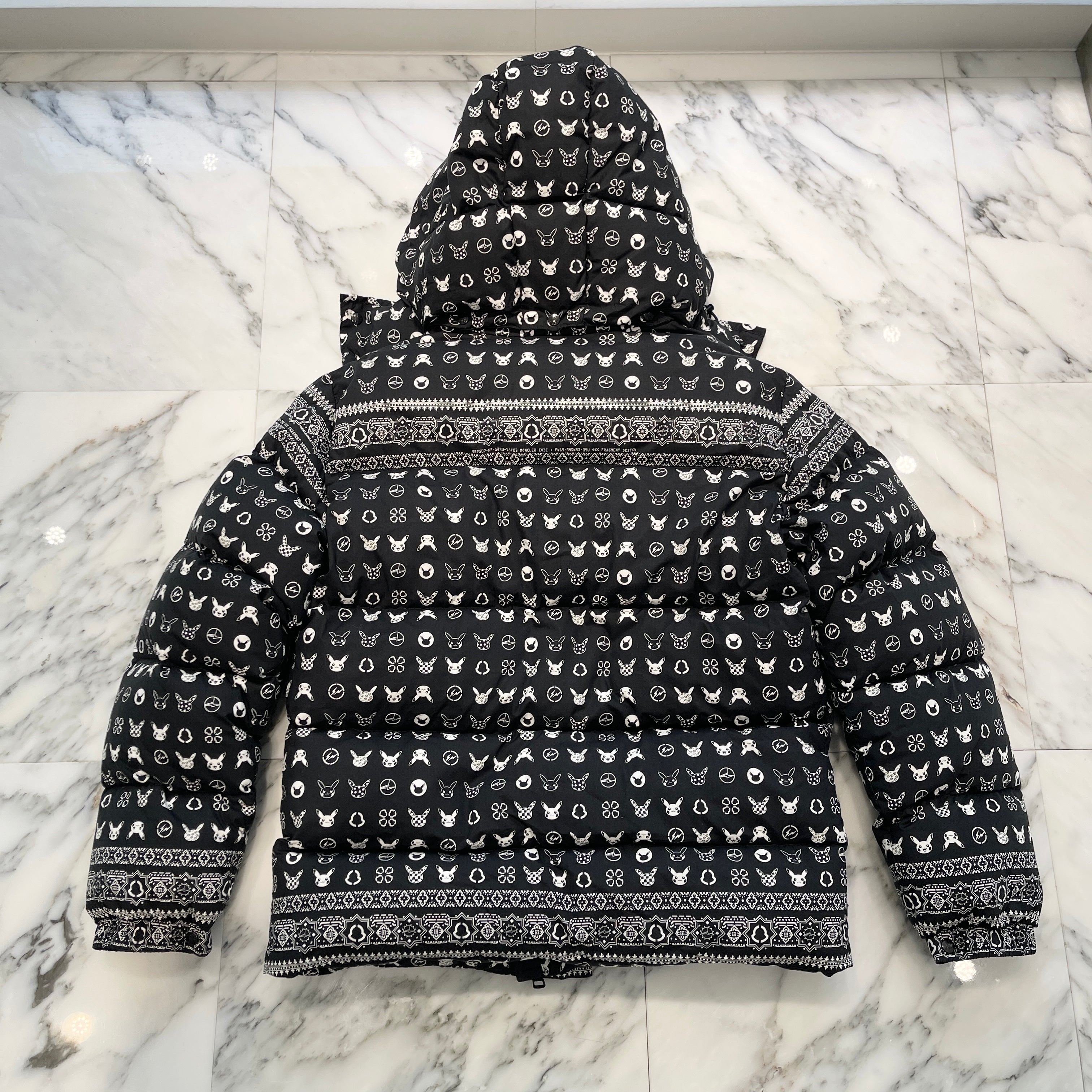 MONCLER × Fragment Design HIROSHI FUJIWARA 2019AW Pikachu Down Jacket E209U4130500 Size 0 モンクレール × フラグメントデザイン 藤原ヒロシ ピカチュウダウンジャケット サイズ0