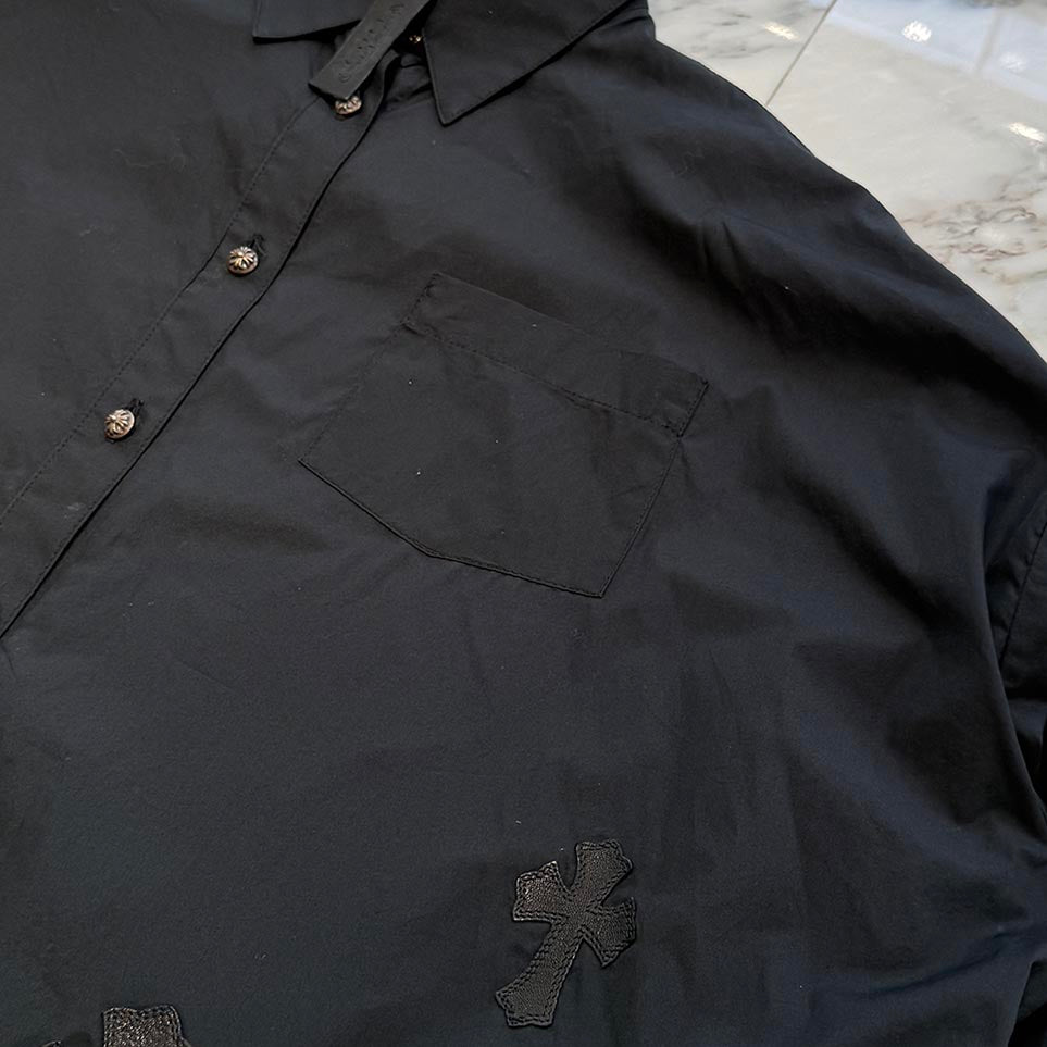 CHROME HEARTS Y NOT Mahal Kita Cemetery Cross Leather Patch Shirt Size S クロムハーツ ワイノット マハルキタ セメタリークロスレザーパッチ シャツ サイズS
