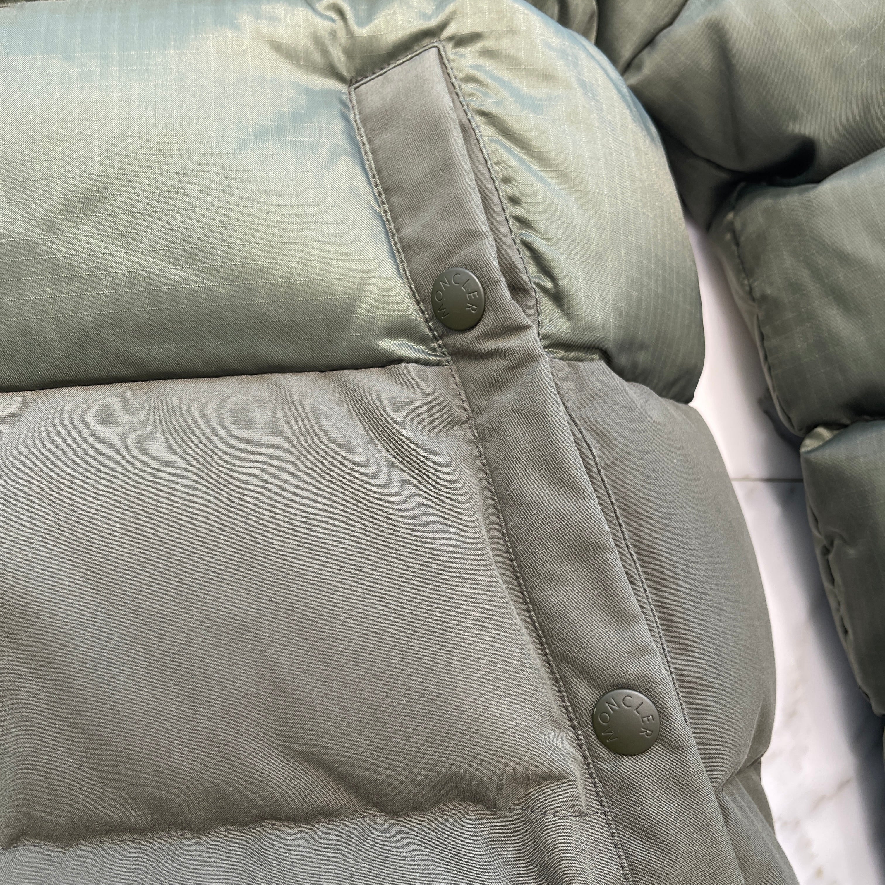 MONCLER × UNDEFEATED 2020AW Allenski Back Logo Down Jacket F20921A51710 Size 1 モンクレール × アンディフィーテッド アレンスキー バックロゴ ダウンジャケット サイズ1