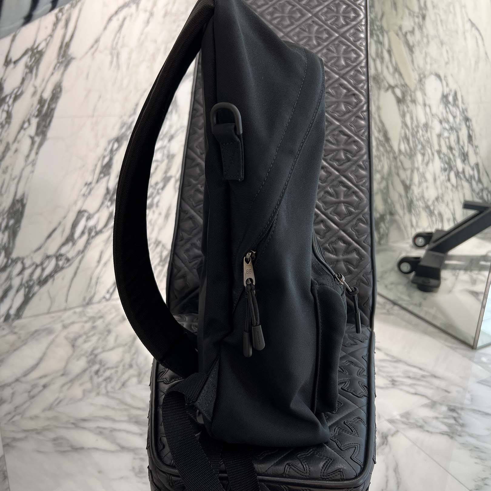 BALENCIAGA SPORT Nylon Crossbody Backpack 6381062HFOX1090 バレンシアガ スポーツ ナイロン クロスボディバックパック
