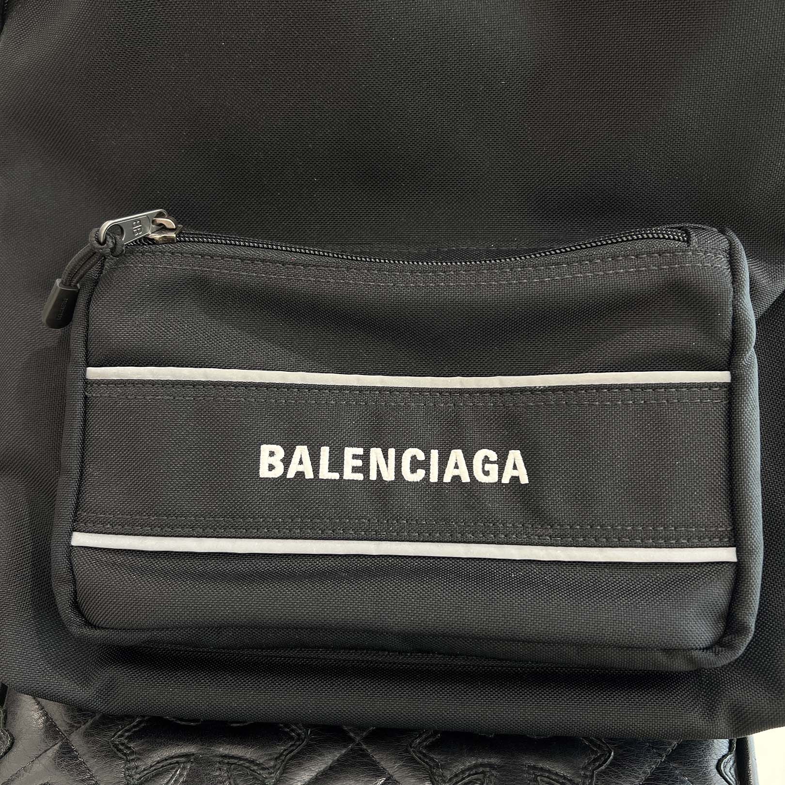 BALENCIAGA SPORT Nylon Crossbody Backpack 6381062HFOX1090 バレンシアガ スポーツ ナイロン クロスボディバックパック