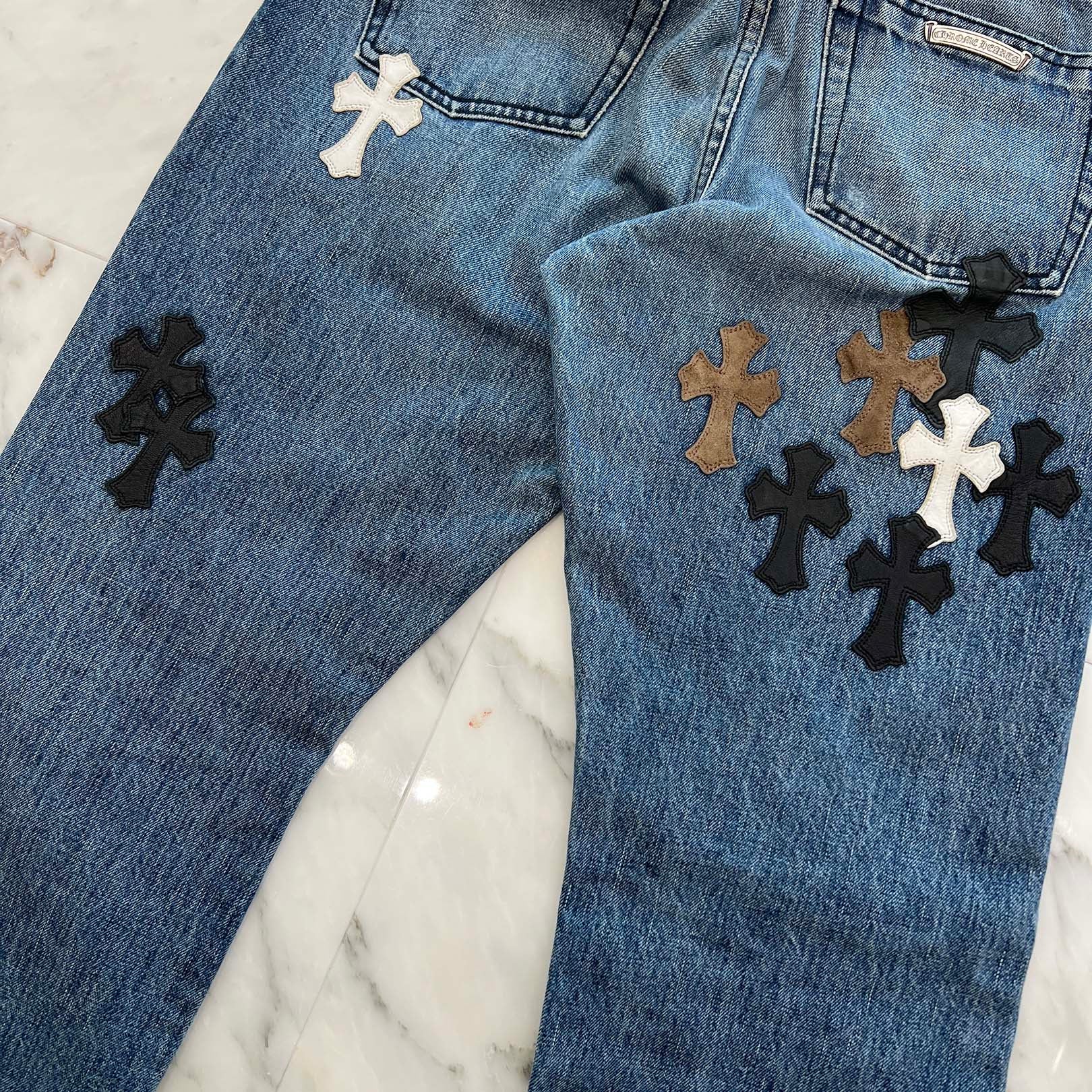 CHROME HEARTS Multi Leather Cross Patch Cross Ball Button Denim