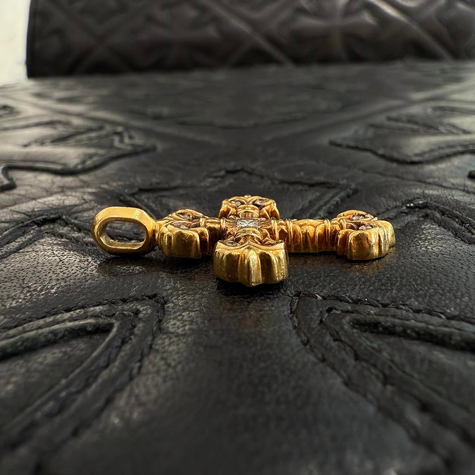 CHROME HEARTS 22K Tiny Filigree Cross Pave Diamond Pendent Top クロムハーツ 22K タイニー フィリグリークロス パヴェダイヤモンド ペンダント トップ