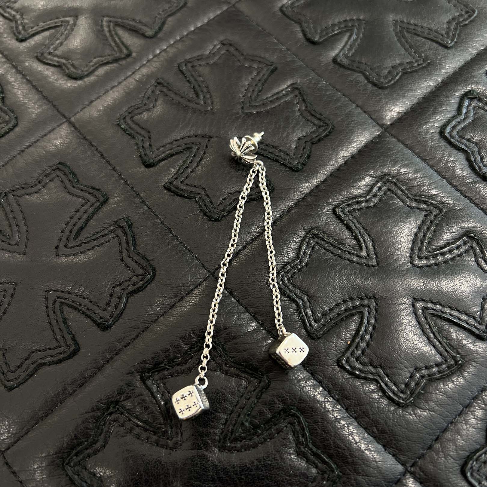CHROME HEARTS CH Cross Double Dice Earrings クロムハーツ CHクロス ダブルダイス ピアス