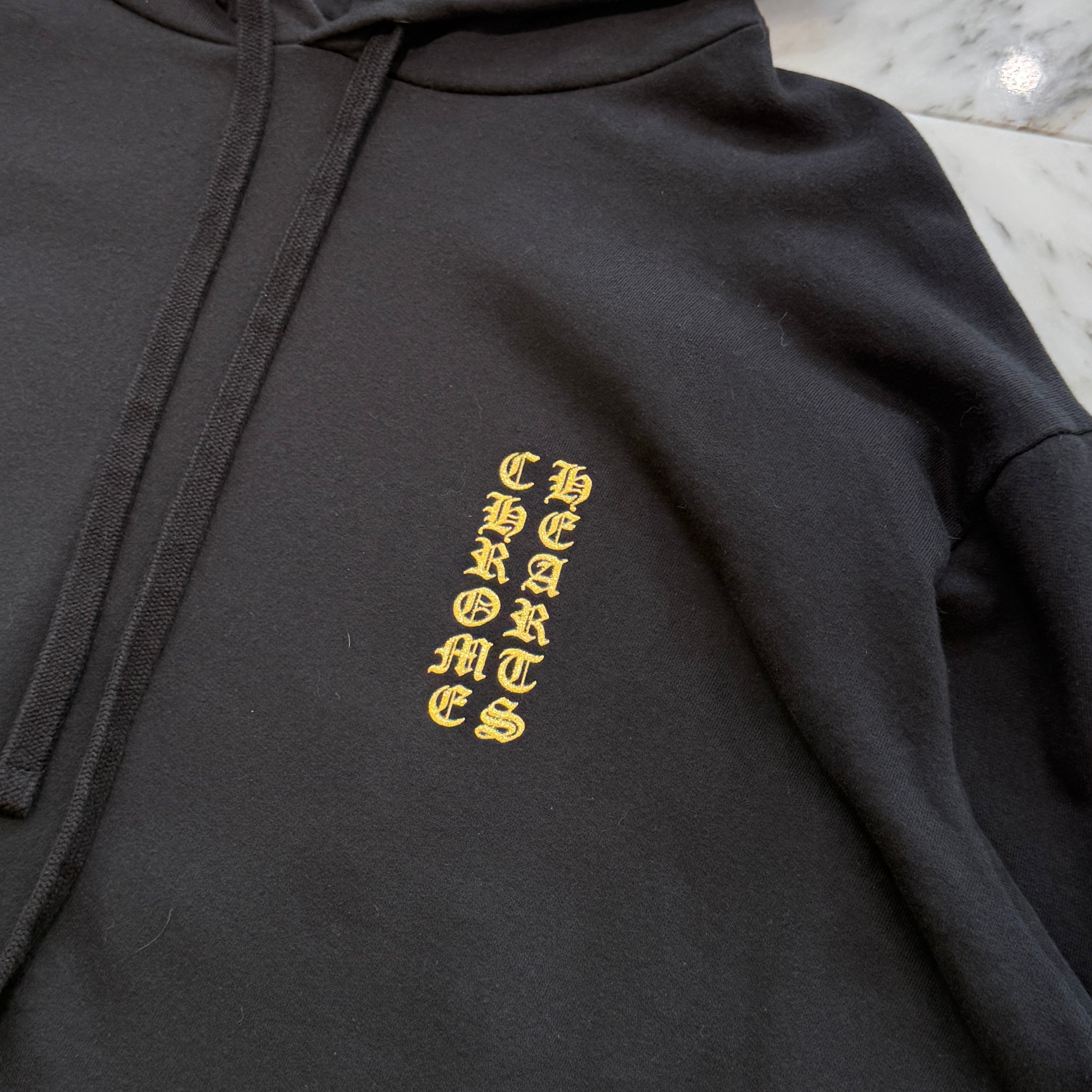 CHROME HEARTS 2024SS Online Limited Vertical Logo Gold Glitter Hoodie Size L クロムハーツ オンライン限定 ヴァーティカルロゴ ゴールドグリッターフーディ サイズL