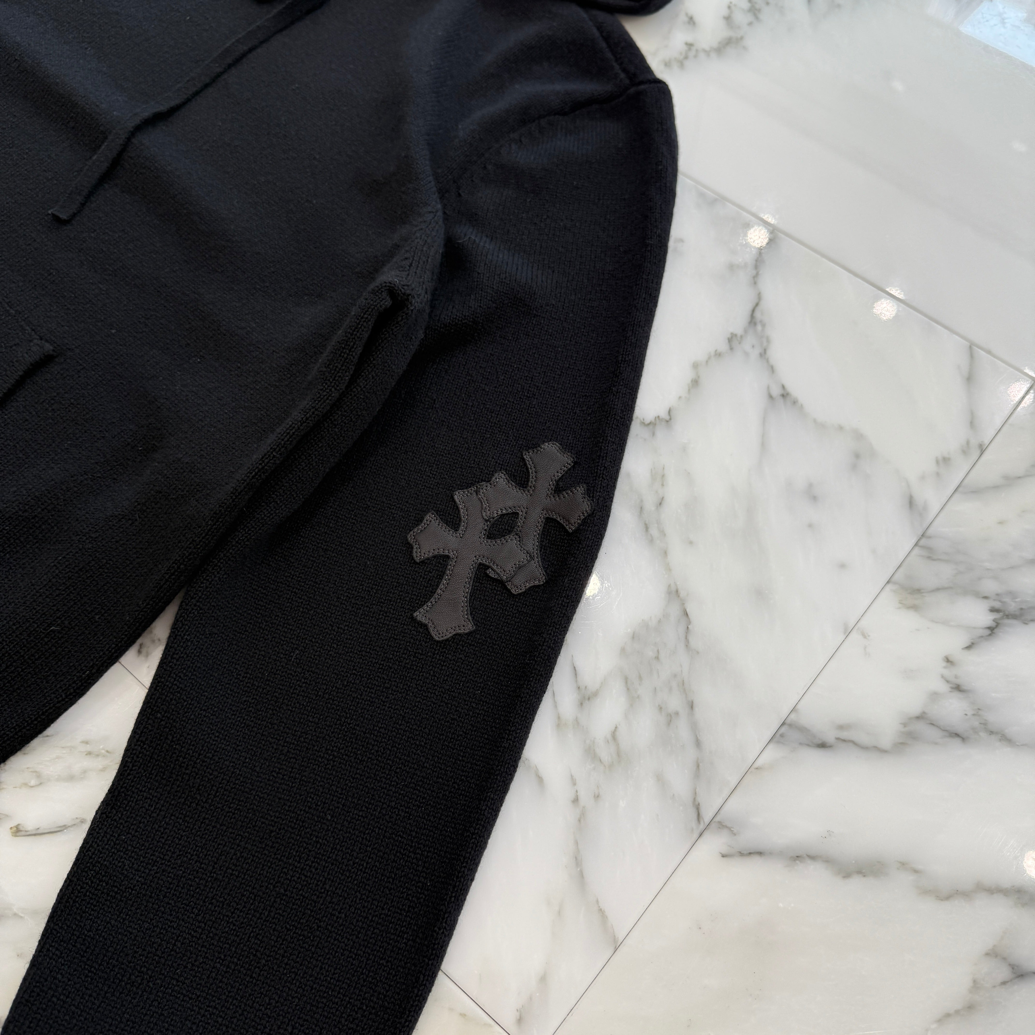 CHROME HEARTS Y NOT Leather Cross Patch Cashmere Knit Pullover Hoodie Size M クロムハーツ ワイノット レザークロスパッチ カシミヤニット プルオーバーフーディ サイズM