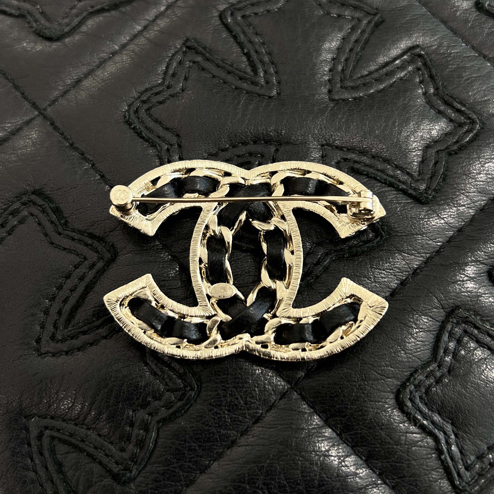CHANEL B23P Coco Mark Rhinestone Leather Brooch シャネル B23P ココマーク ラインストーン レザーブローチ