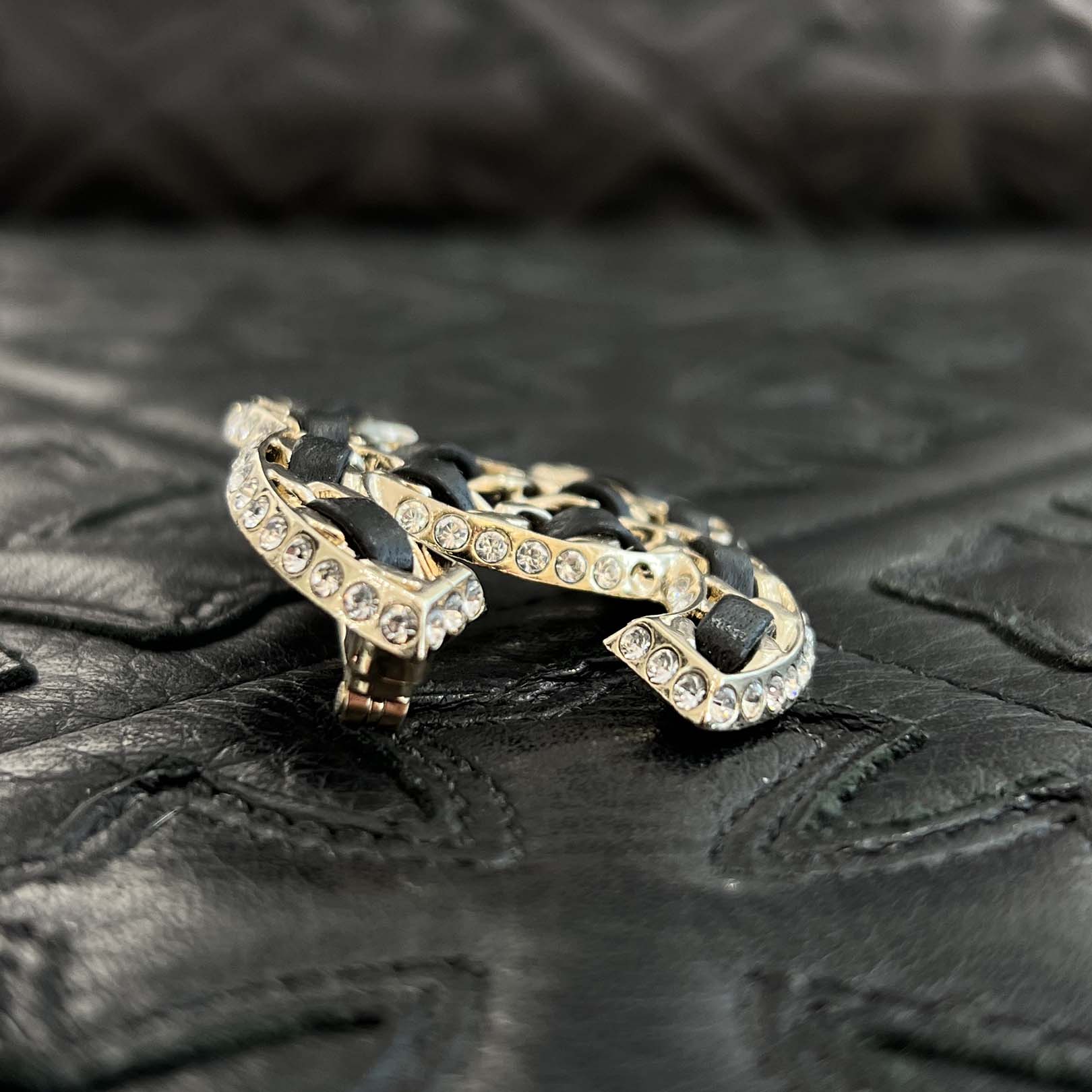 CHANEL B23P Coco Mark Rhinestone Leather Brooch シャネル B23P ココマーク ラインストーン レザーブローチ