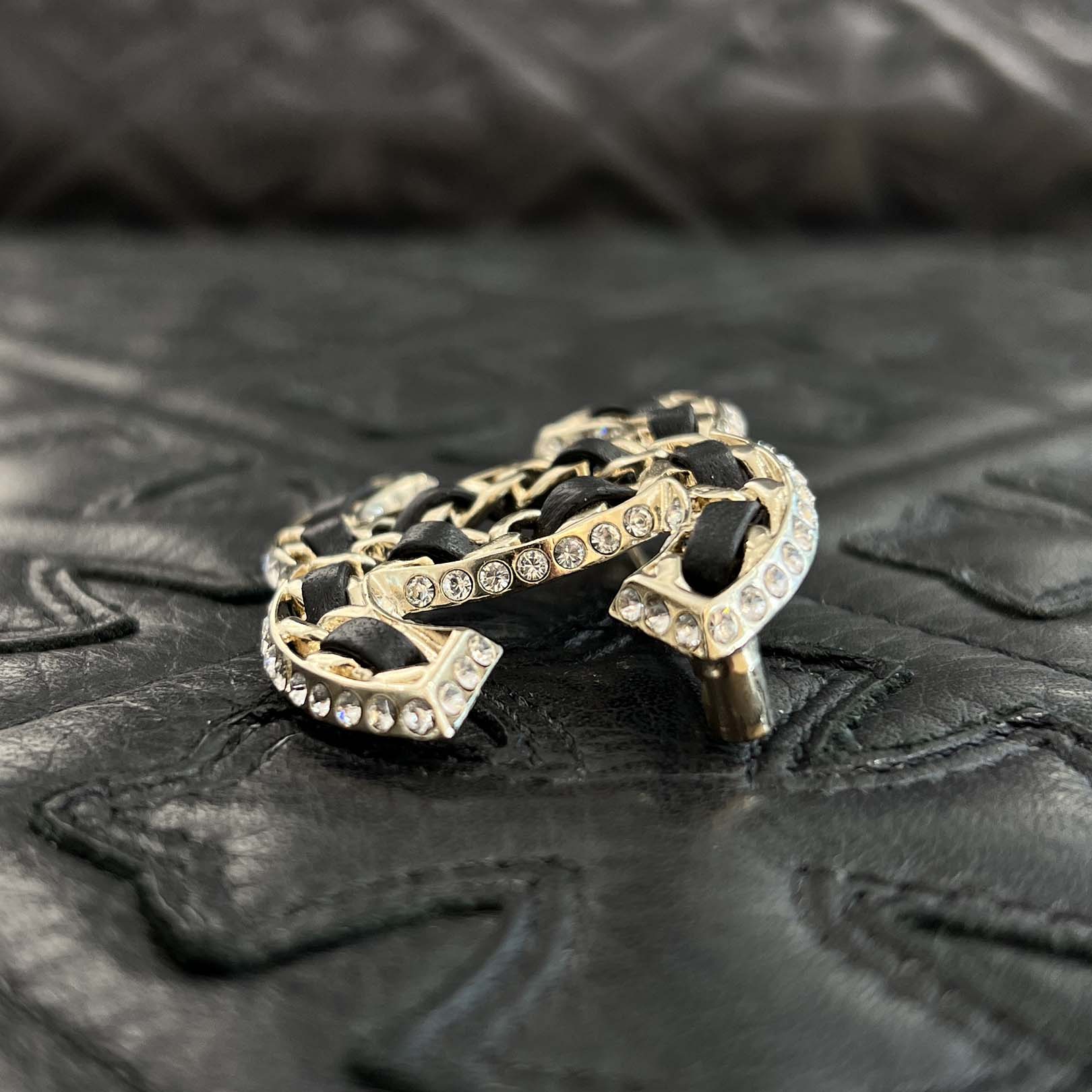 CHANEL B23P Coco Mark Rhinestone Leather Brooch シャネル B23P ココマーク ラインストーン レザーブローチ