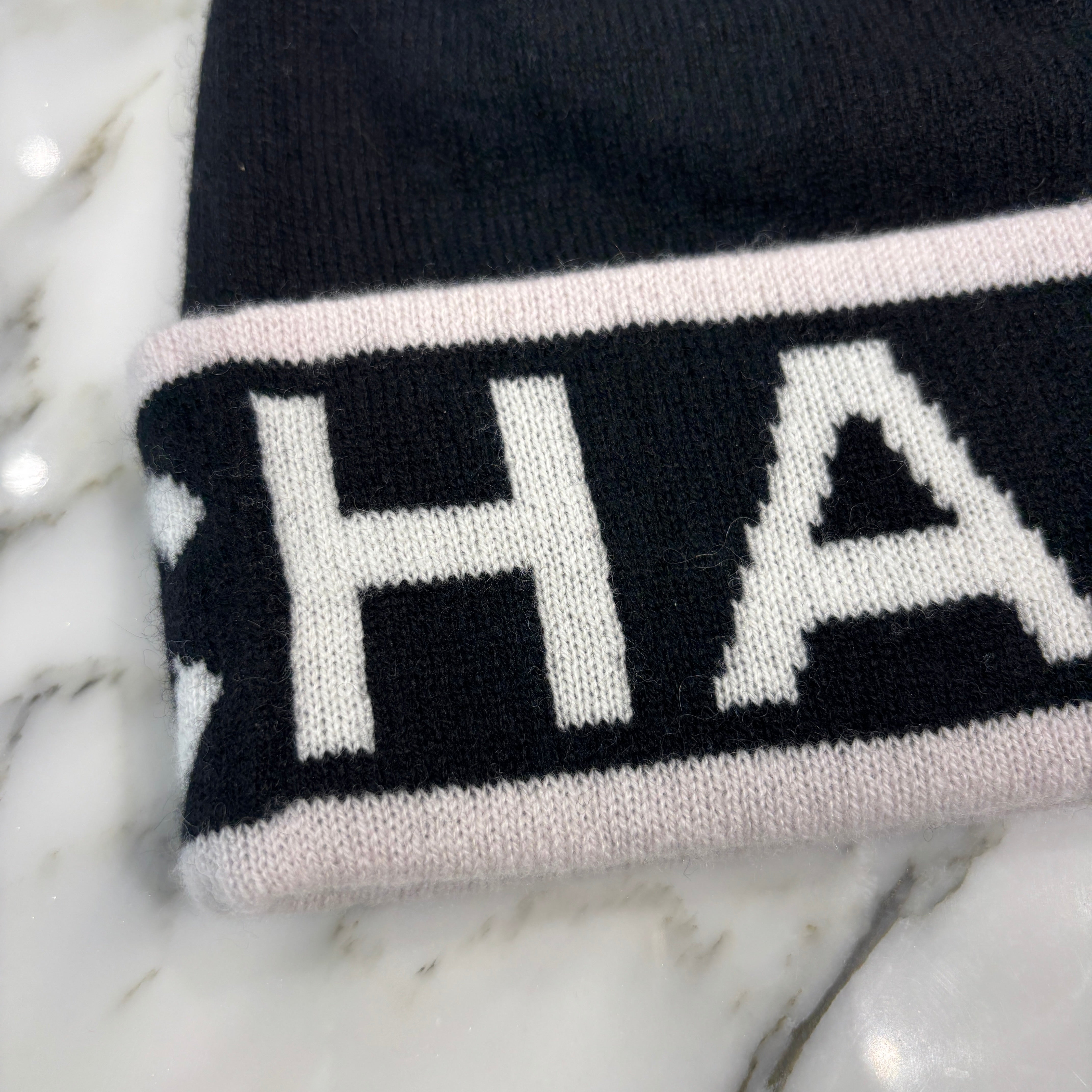 CHANEL 2024 Cruise Cashmere Logo Beanie AAA204 B17041 Size FREE SIZE シャネル 2024クルーズ カシミア ロゴビーニーサイズFREE SIZE