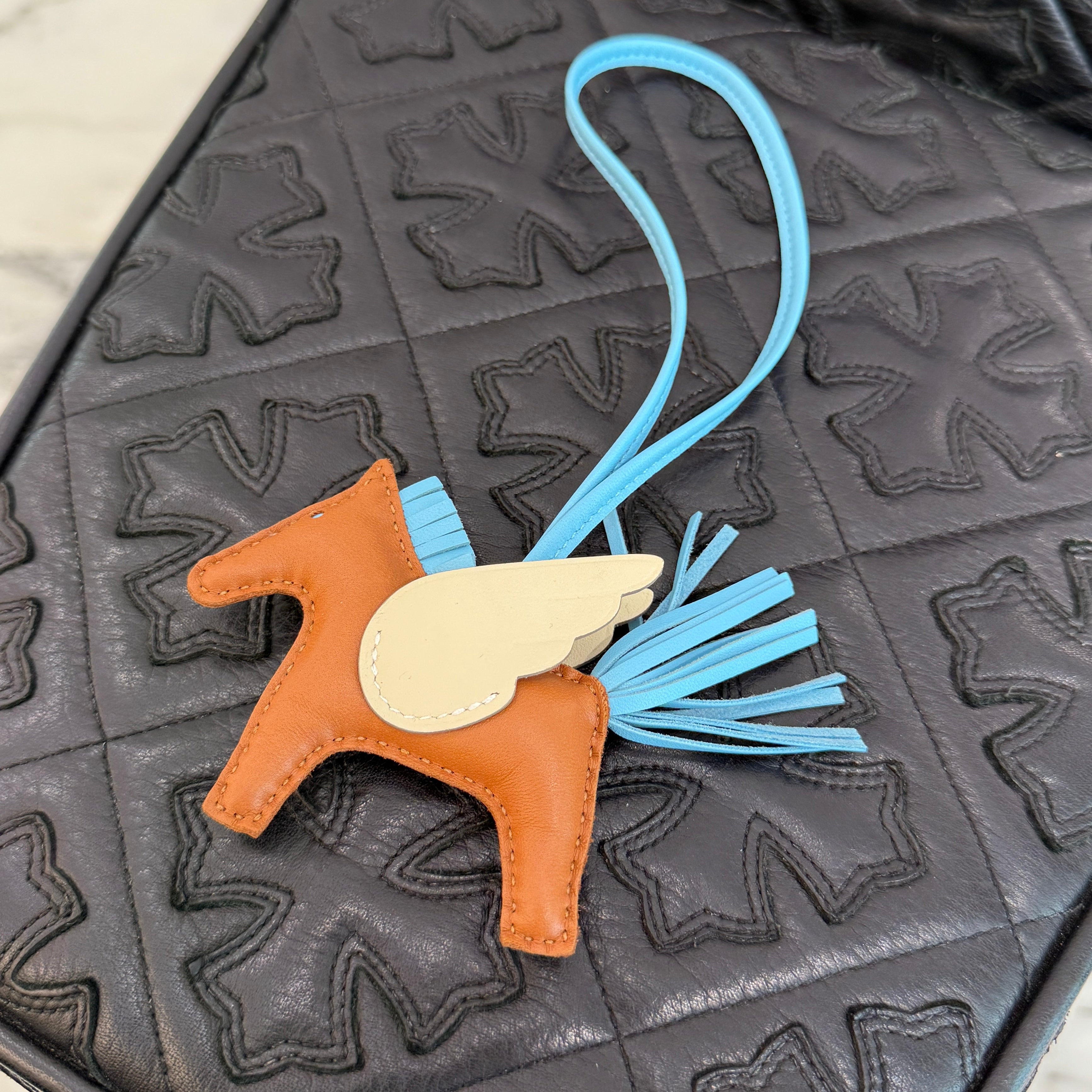 HERMES Rodeo Pegasus PM Charm W刻印 エルメス ロデオ ペガサス PM チャーム