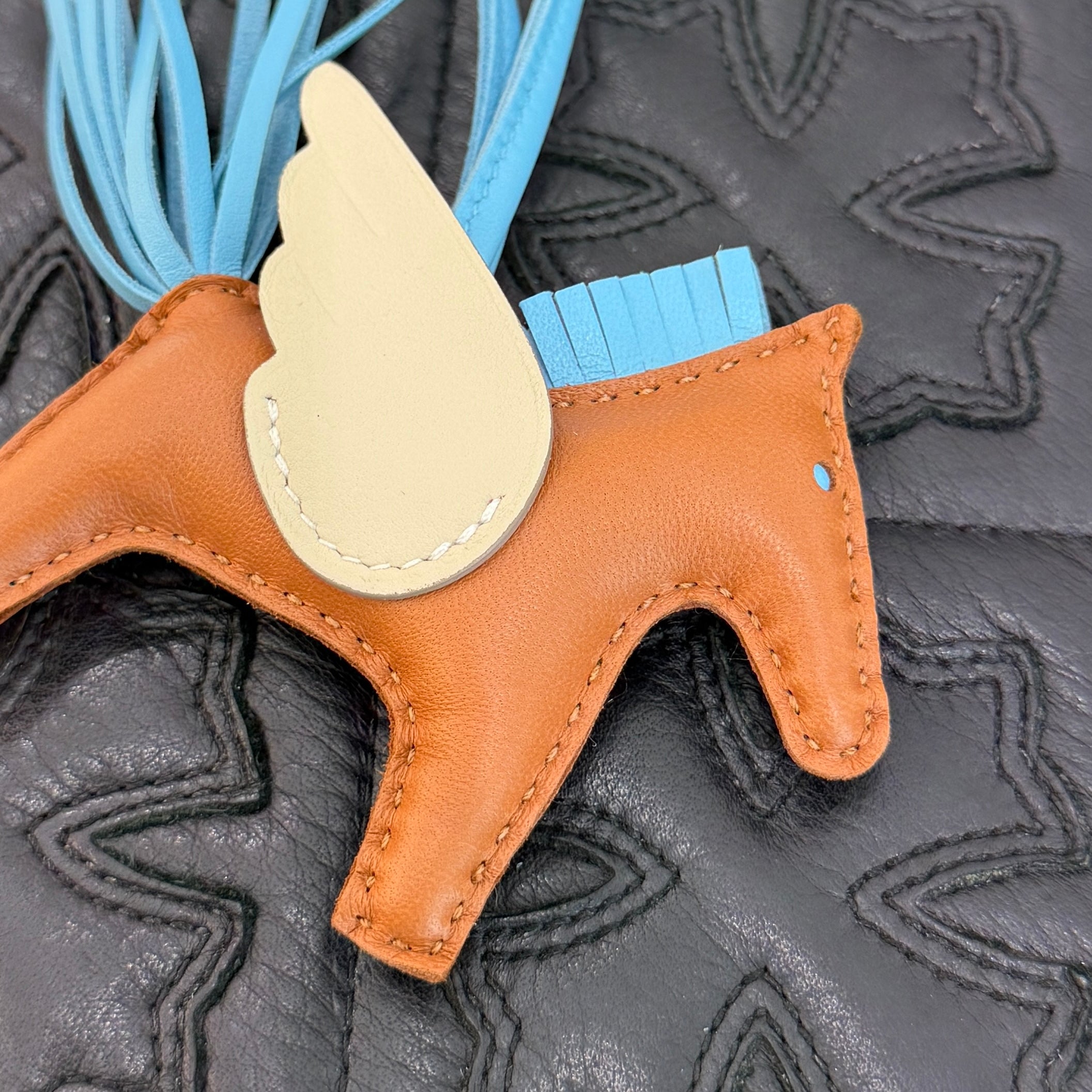 HERMES Rodeo Pegasus PM Charm W刻印 エルメス ロデオ ペガサス PM チャーム