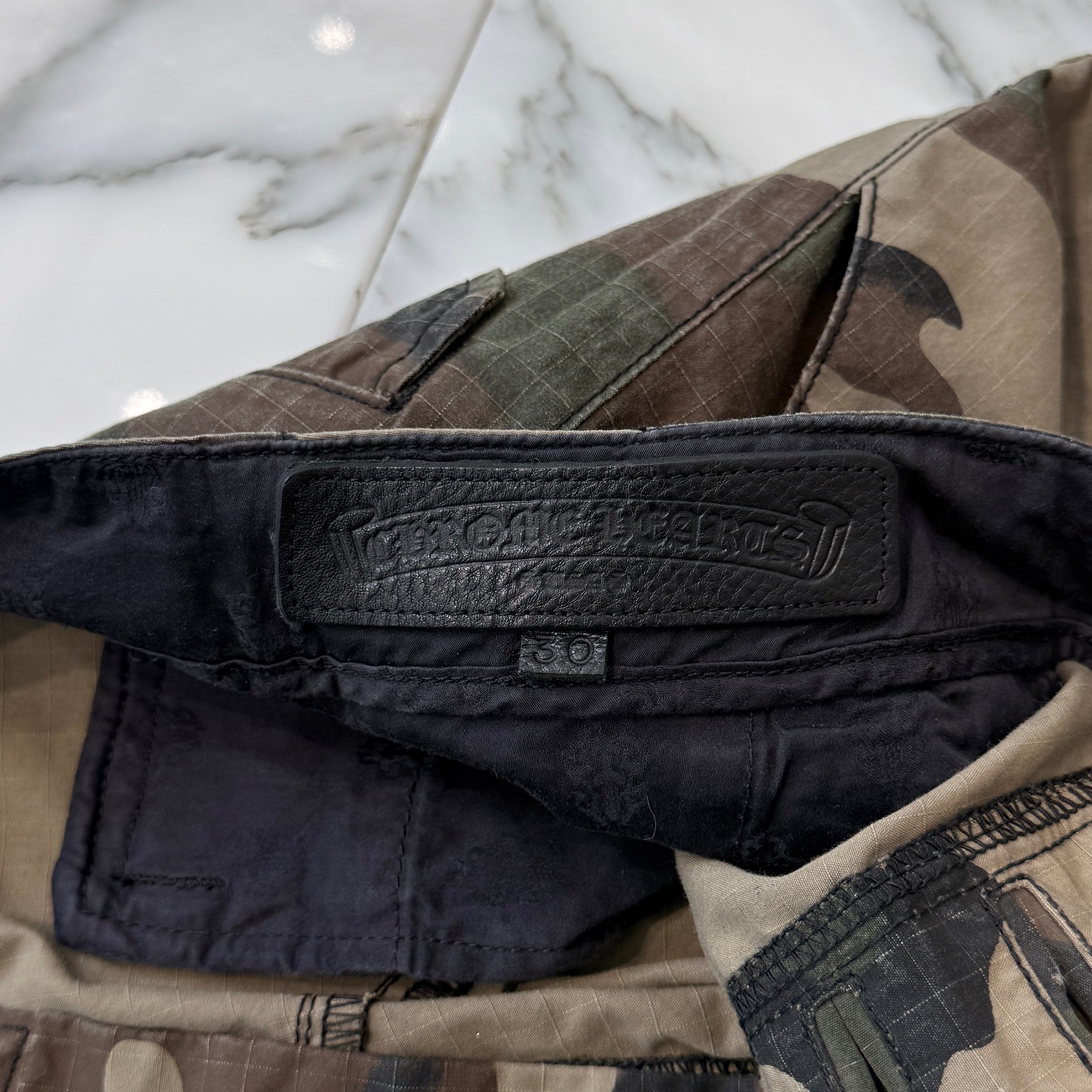 CHROME HEARTS Cross Ball Button Camo Cargo Pants Size 30 クロムハーツ クロスボールボタン カモ カーゴパンツ サイズ30