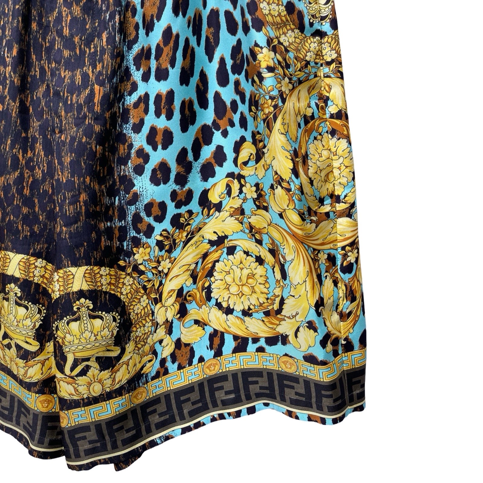 FENDI × VERSACE 2022SS FENDACE Leopard Silk Shorts 1004845-1A03724 Size 54