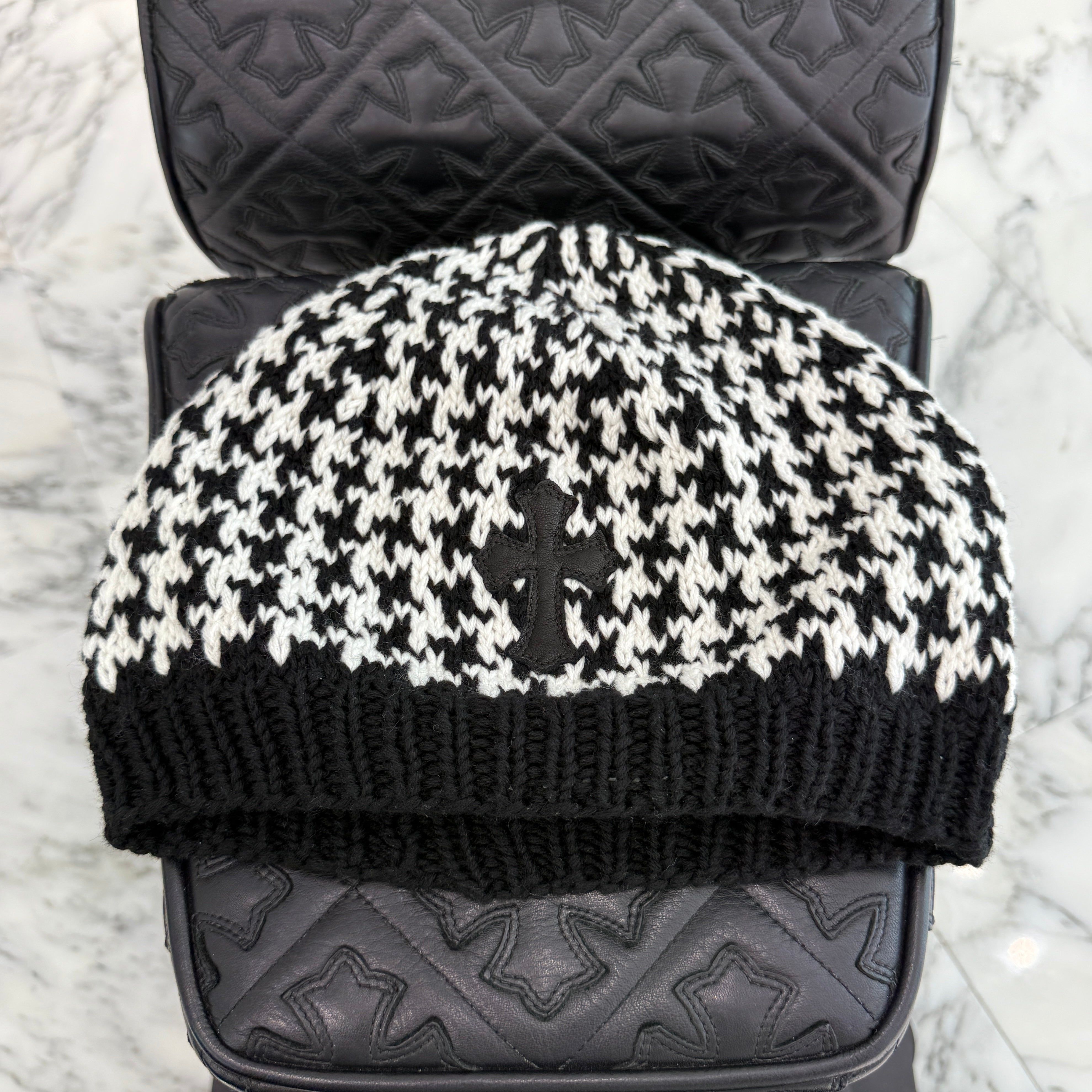 CHROME HEARTS 1 Cross Leather Patch Houndstooth Pattern Cashmere Beanie Size ONE SIZE(53-60) クロムハーツ 1クロスレザーパッチ ハウンドトゥースパターン カシミアビーニー サイズONE SIZE(53-60)