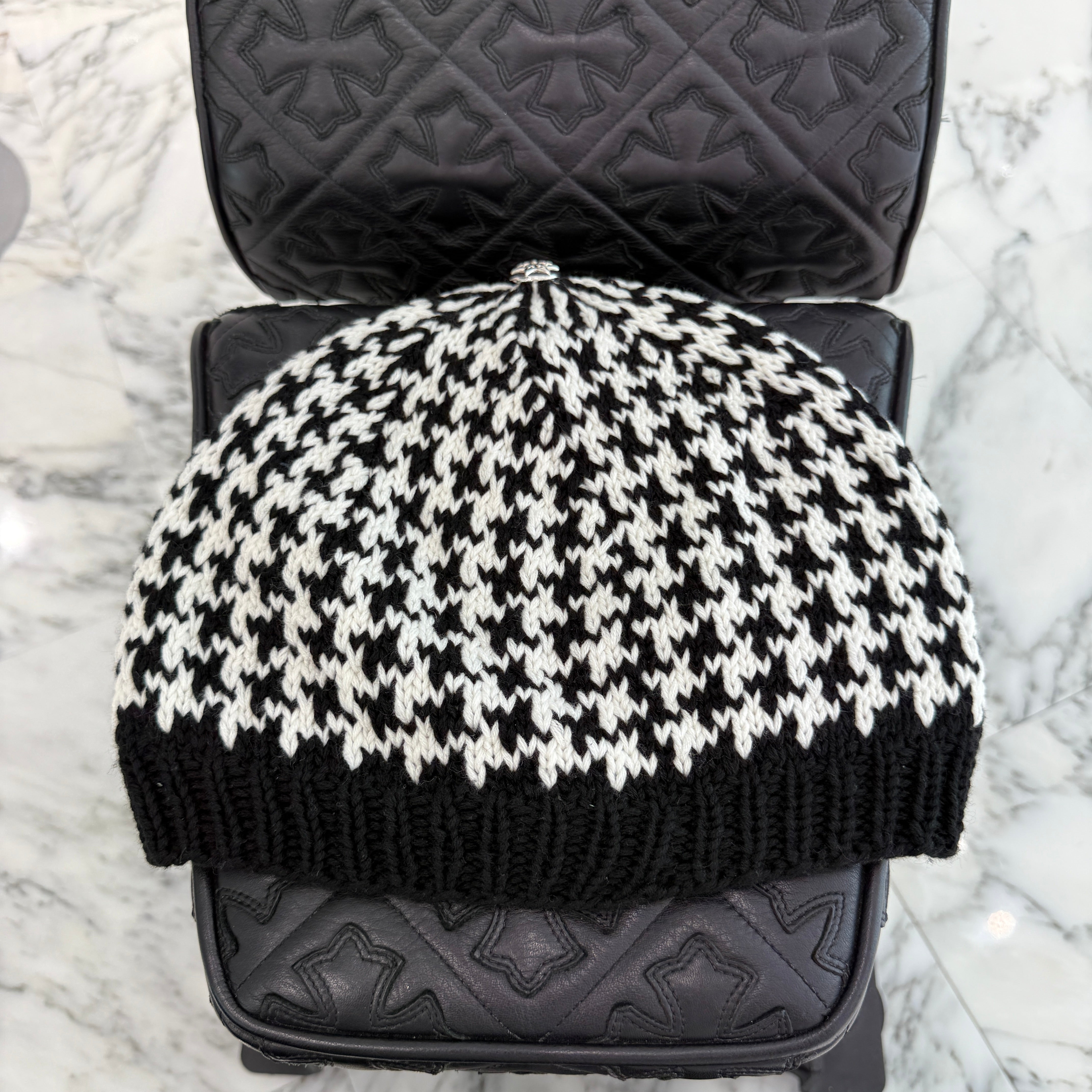 CHROME HEARTS 1 Cross Leather Patch Houndstooth Pattern Cashmere Beanie Size ONE SIZE(53-60) クロムハーツ 1クロスレザーパッチ ハウンドトゥースパターン カシミアビーニー サイズONE SIZE(53-60)