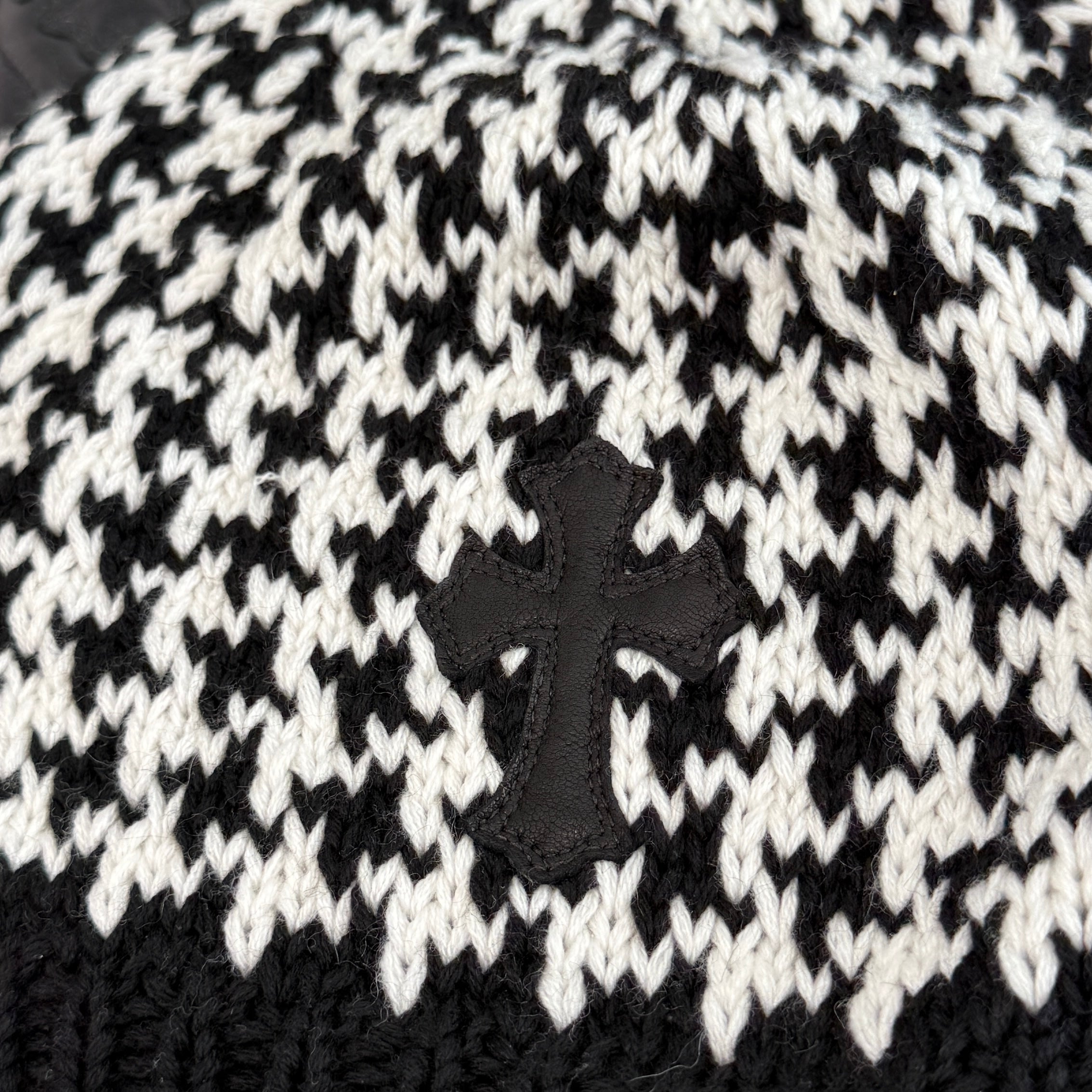 CHROME HEARTS 1 Cross Leather Patch Houndstooth Pattern Cashmere Beanie Size ONE SIZE(53-60) クロムハーツ 1クロスレザーパッチ ハウンドトゥースパターン カシミアビーニー サイズONE SIZE(53-60)