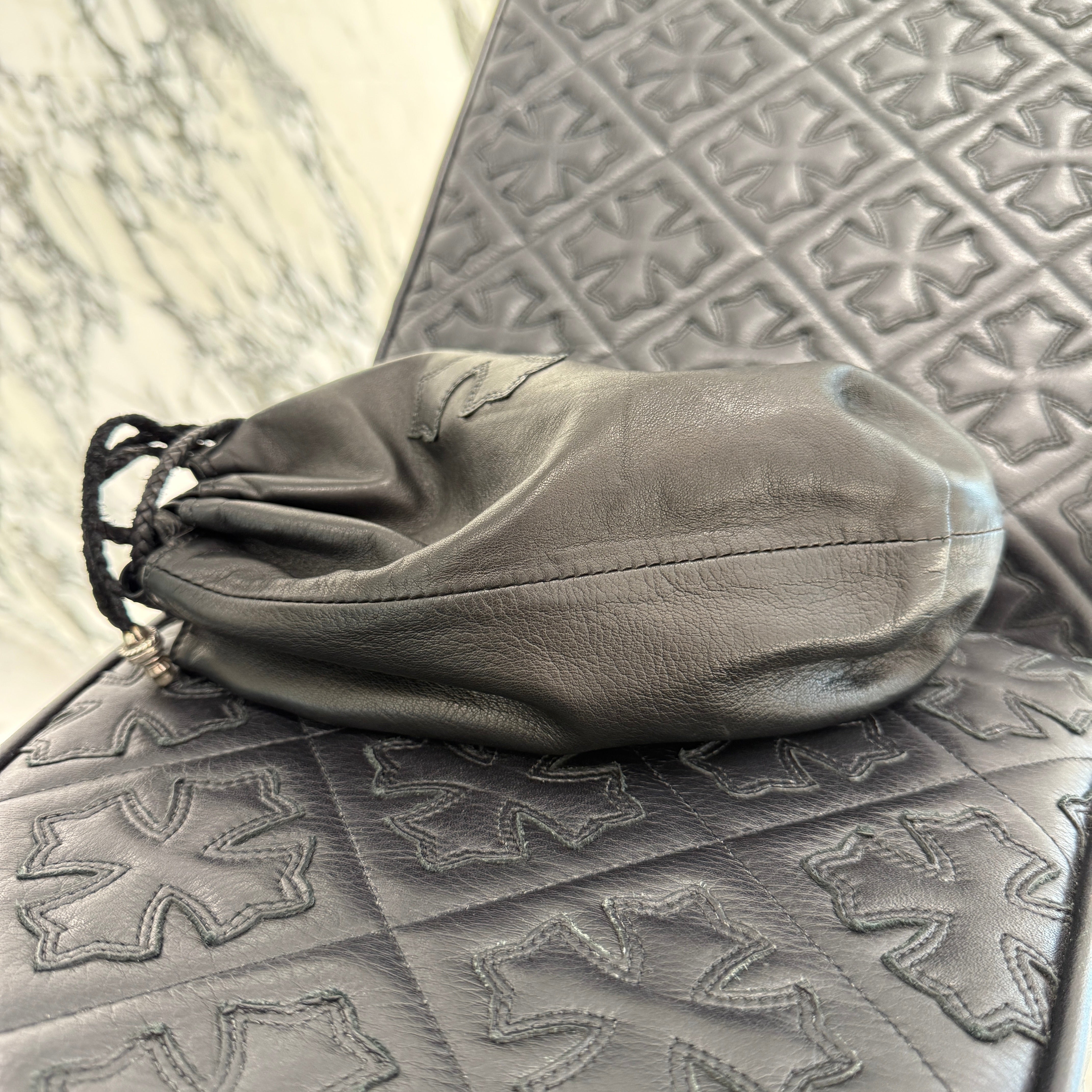 CHROME HEARTS Leather Cross Patch Drawstring Sack Leather Bag クロムハーツ レザークロスパッチ ドローストリング サックレザーバッグ 巾着