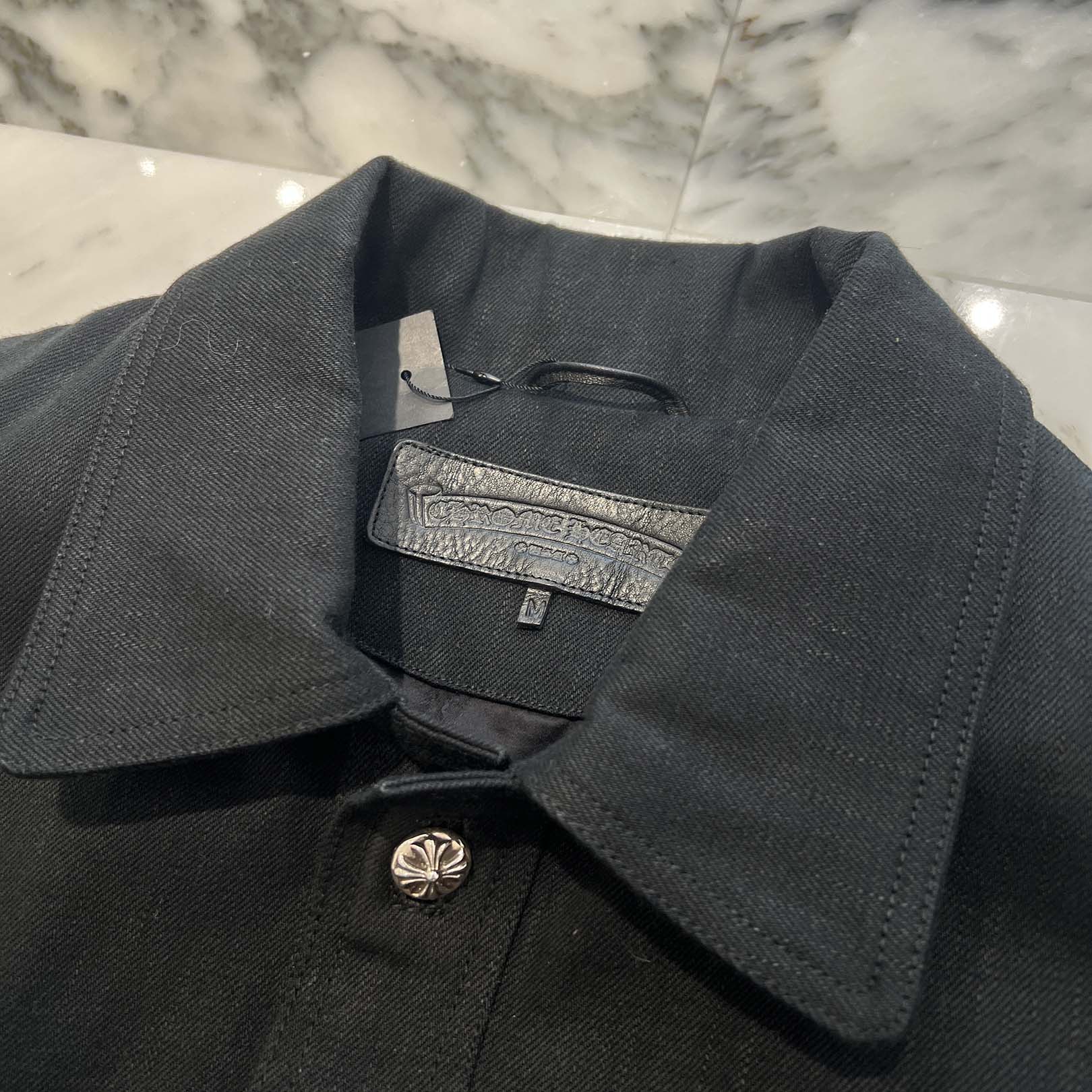 CHROME HEARTS Floral Cross Leather Patch Flare Knee Sleeve Denim Jacket Size M クロムハーツ フローラルクロス レザーパッチ フレアニー スリーブ デニムジャケット サイズM