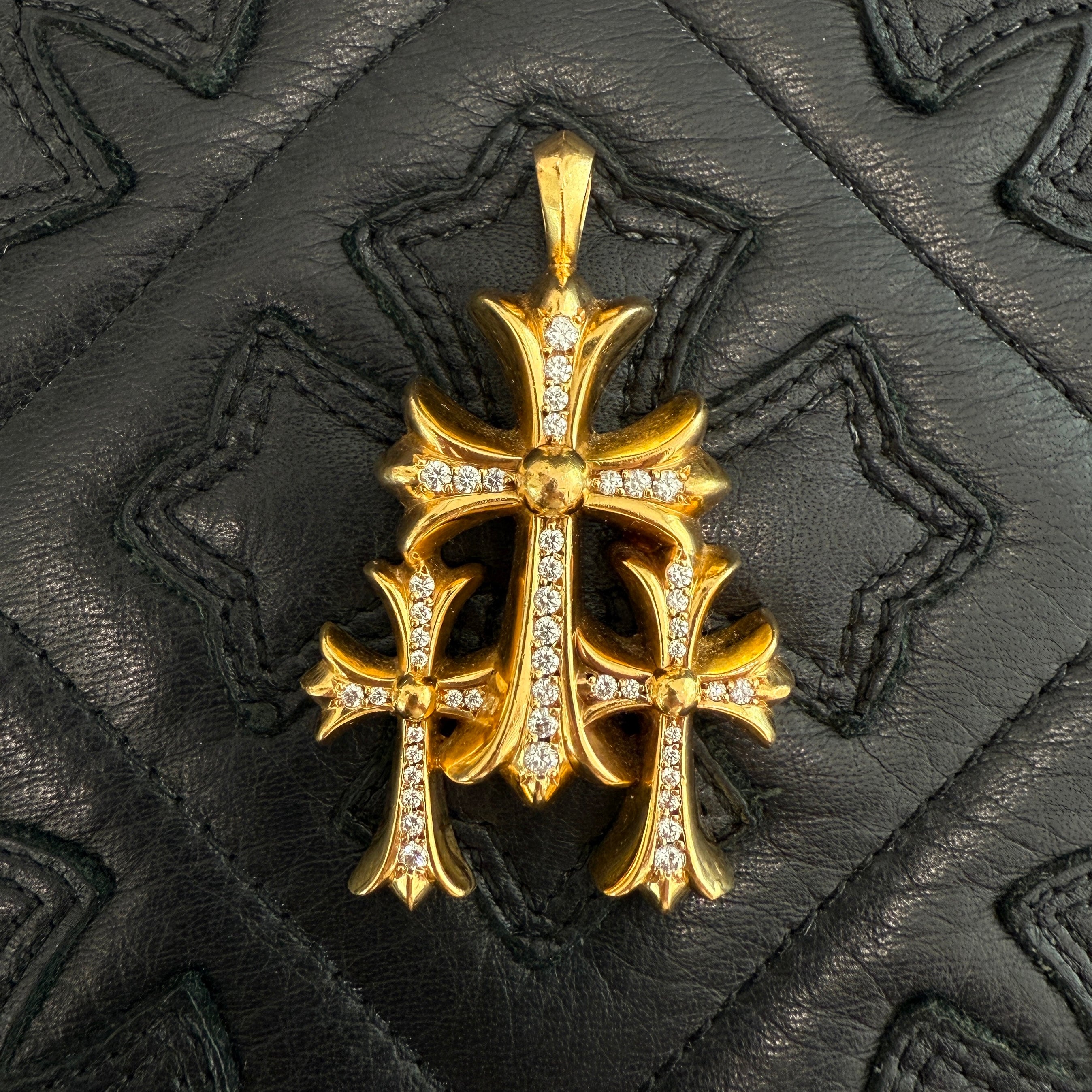 CHROME HEARTS 22K Triple CH Cross Pave Diamond Pendant Top クロムハーツ 22K トリプル CHクロス パヴェダイヤモンド ペンダントトップ