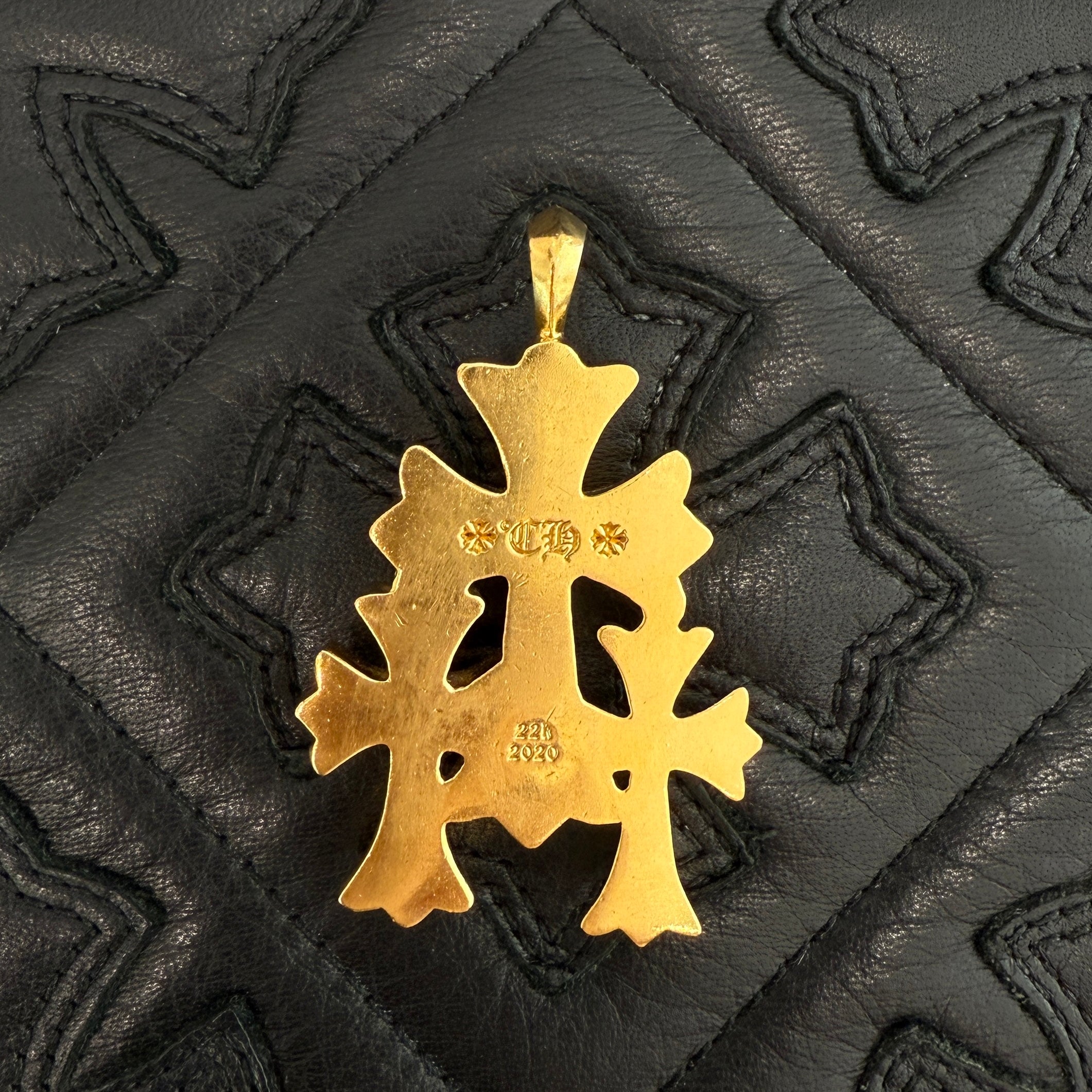 CHROME HEARTS 22K Triple CH Cross Pave Diamond Pendant Top クロムハーツ 22K トリプル CHクロス パヴェダイヤモンド ペンダントトップ
