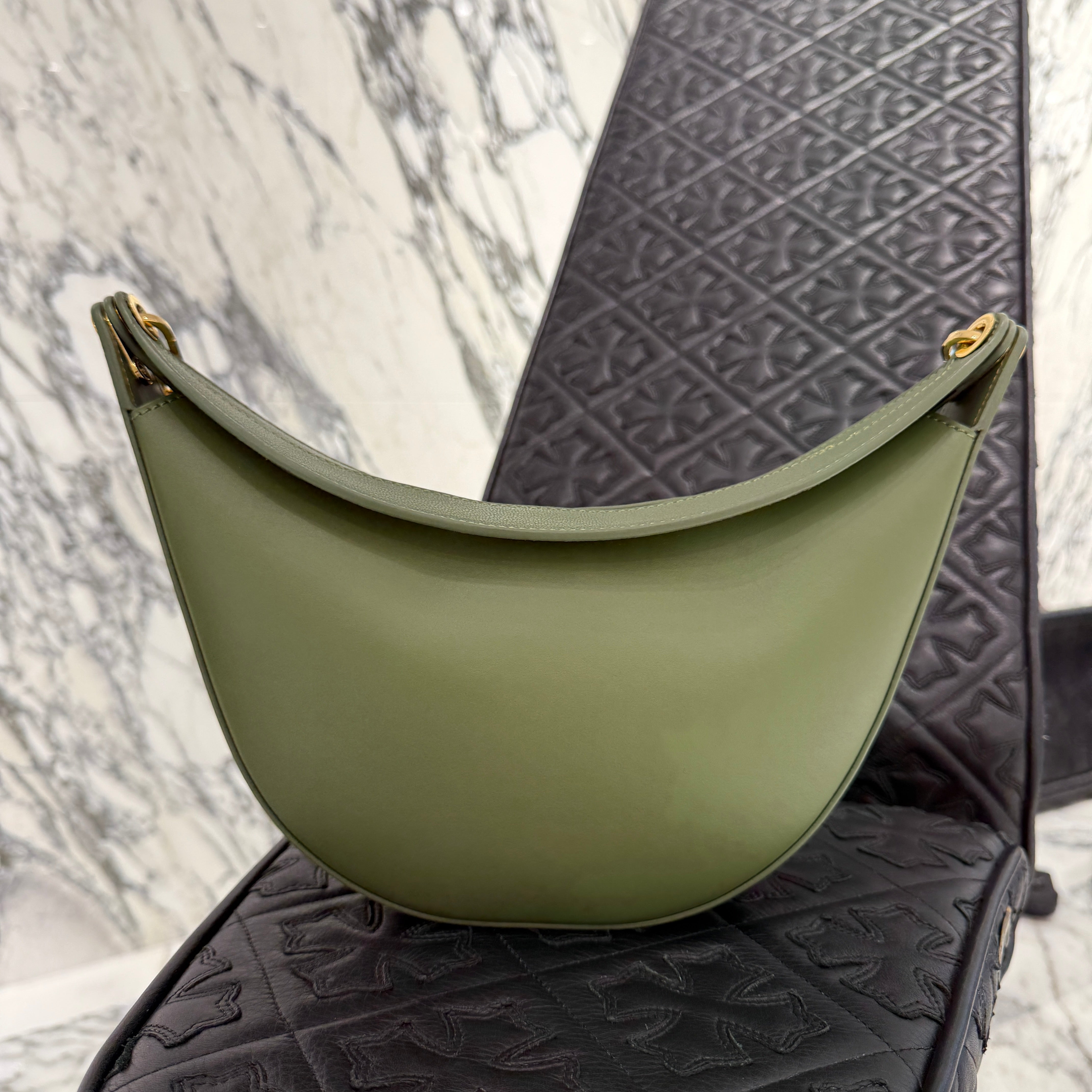 LOEWE 2024SS Luna Logo Detail Leather Shoulder Bag A923PM1X01 ロエベ ルナ レザー ショルダーバッグ